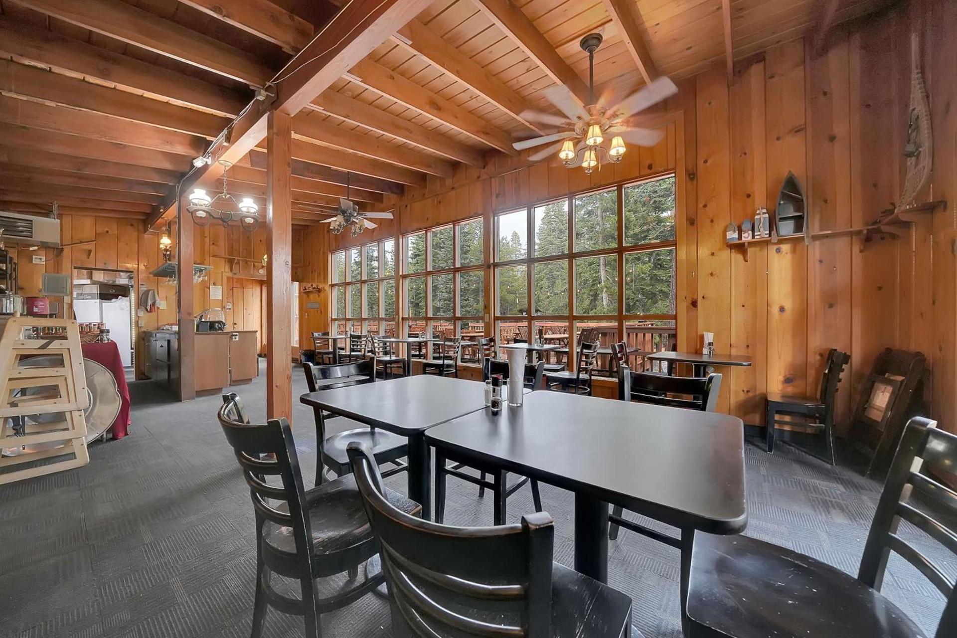 Kit Carson Lodge photo 35