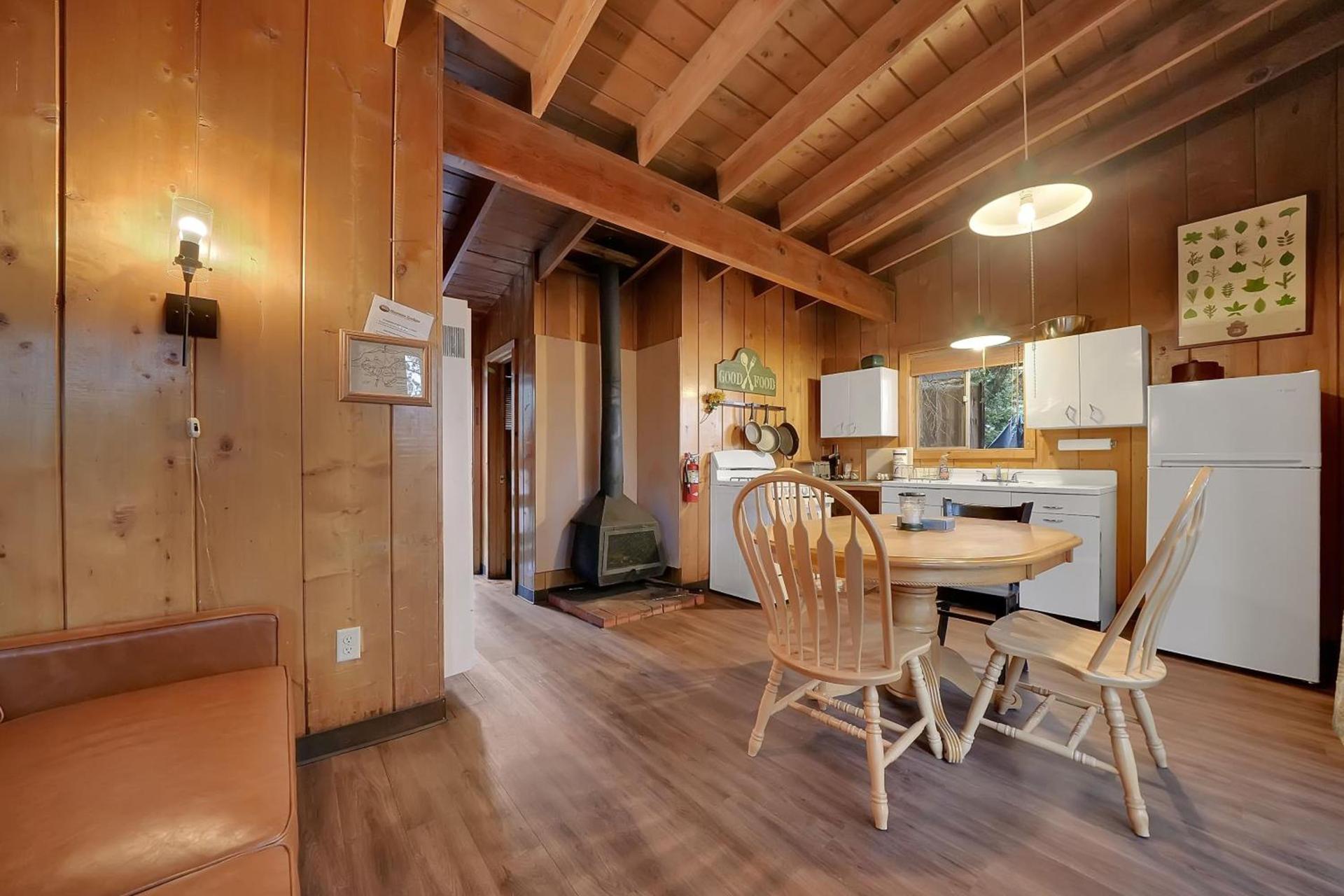 Kit Carson Lodge photo 32