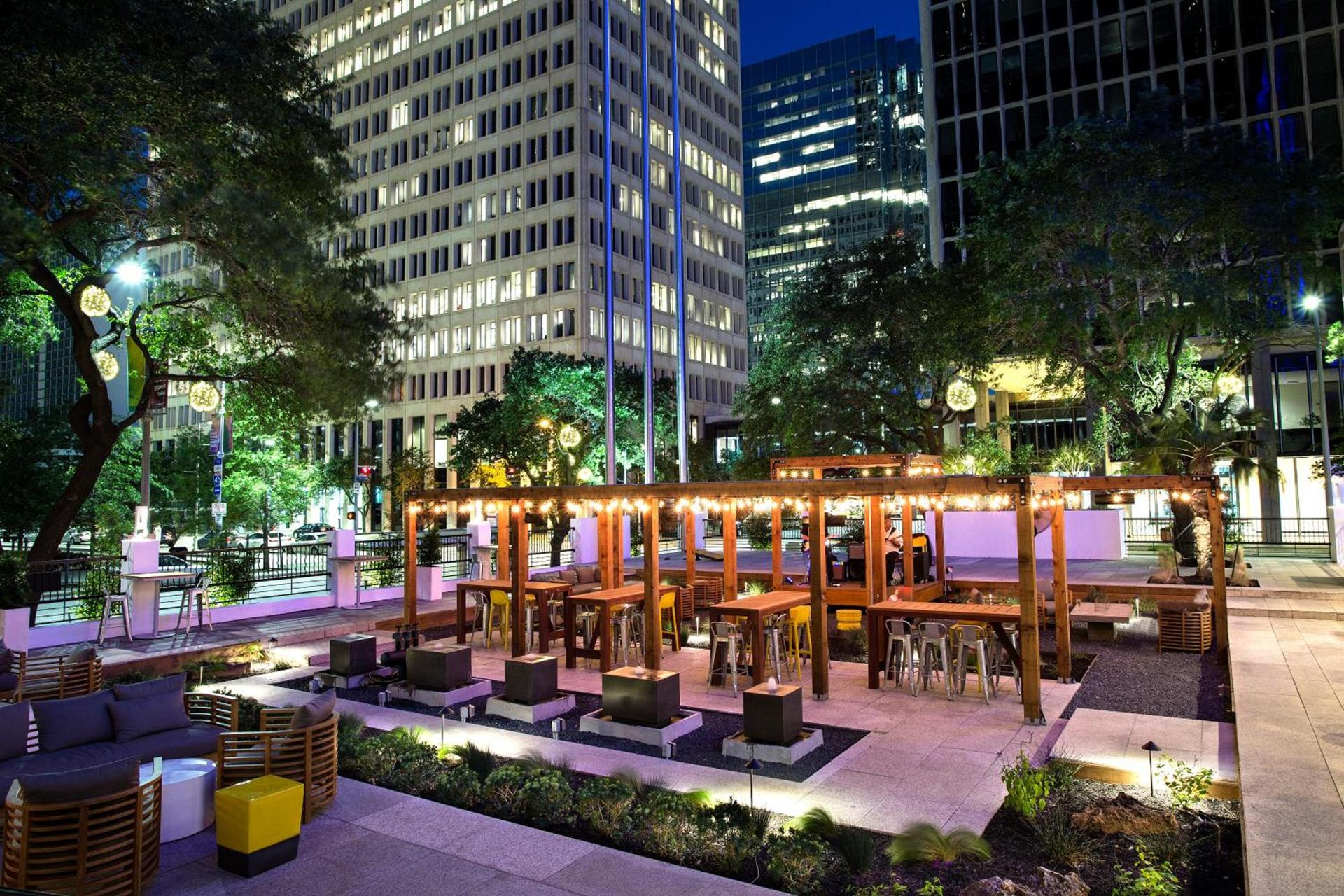 The Whitehall Houston photo 37