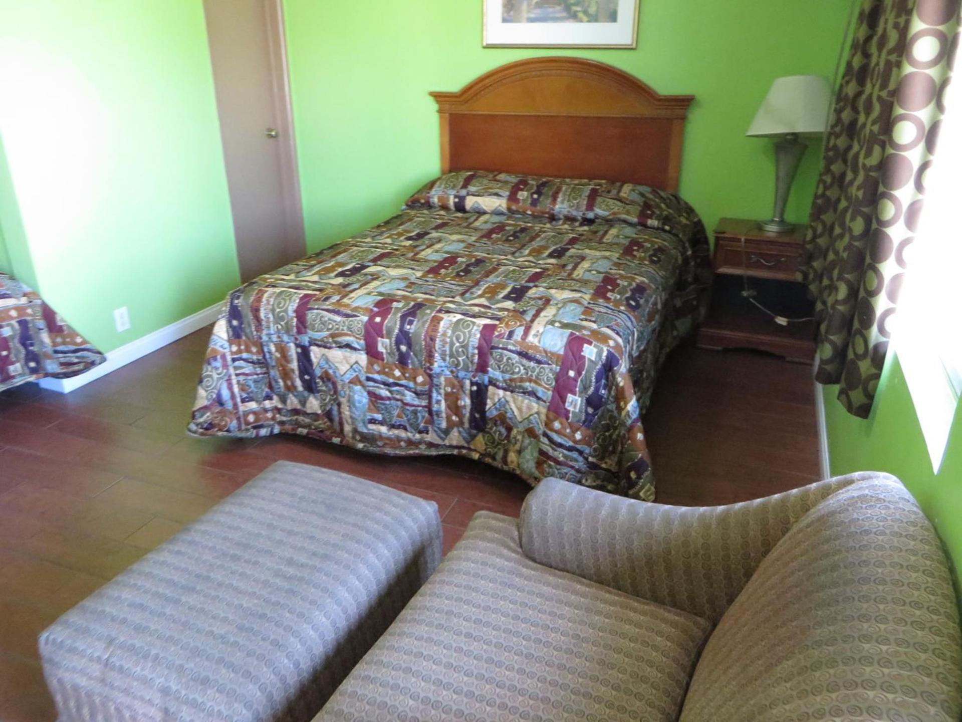 Park Motel photo 19