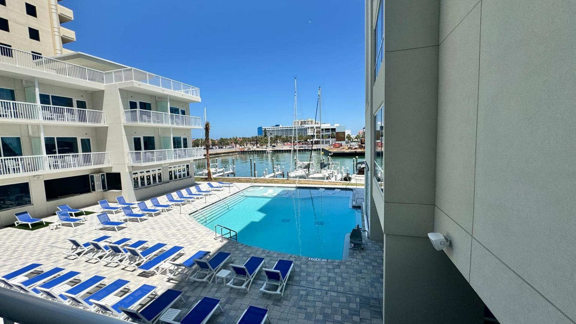 ChartHouse Clearwater Beach Marina Hotel photo 3
