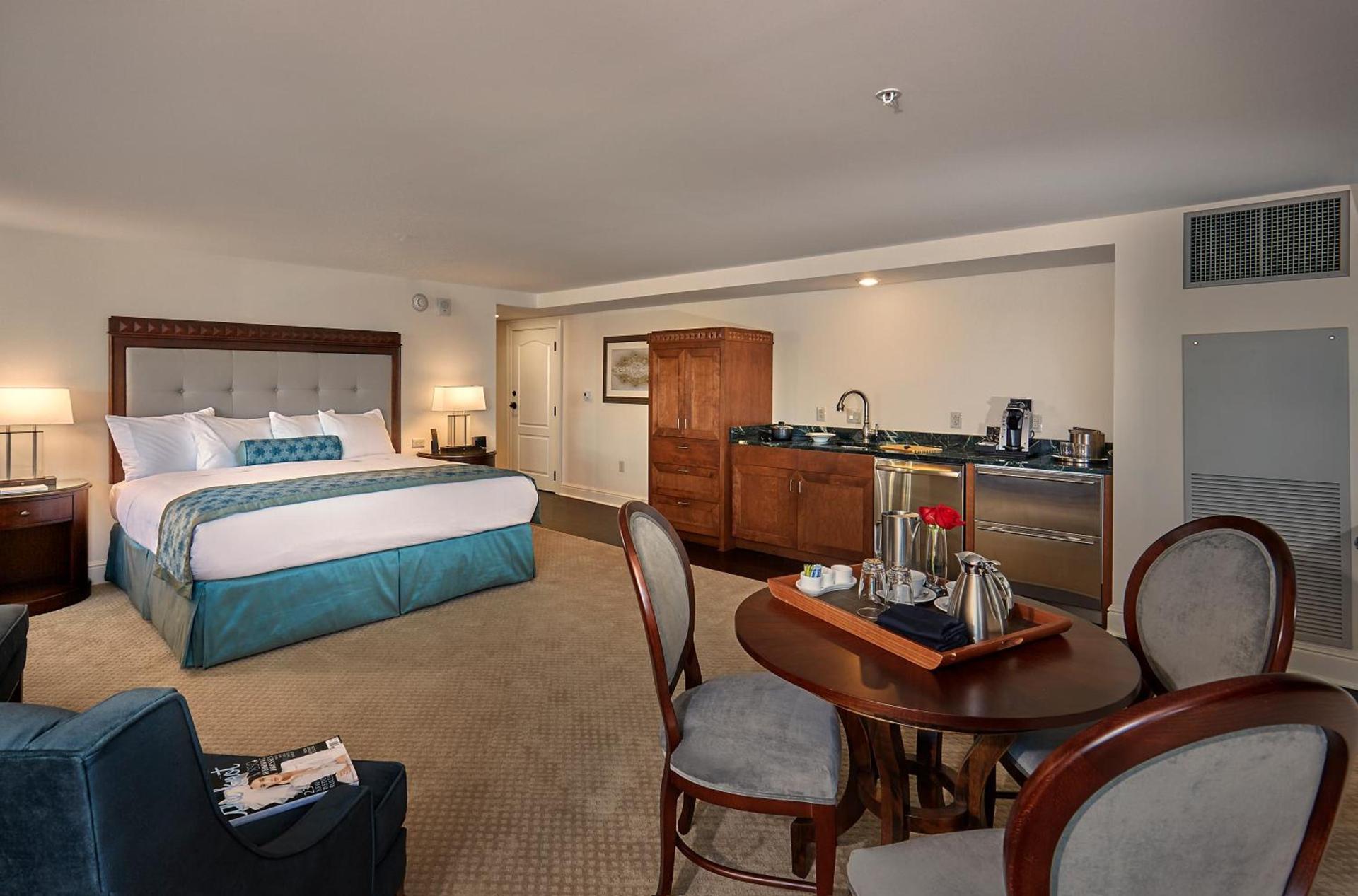 The Edgewater photo 20