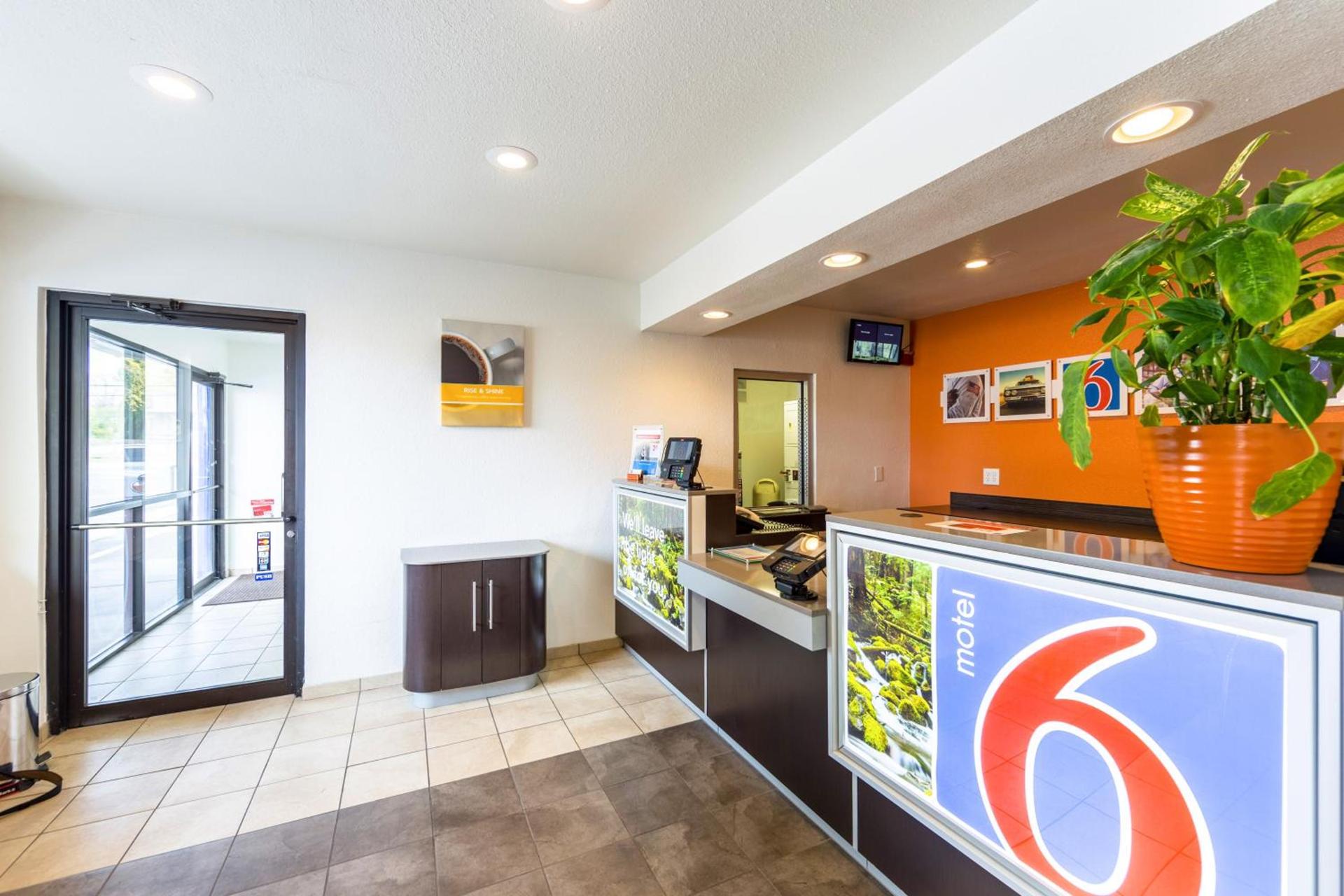 Motel 6-Klamath Falls, OR photo 14