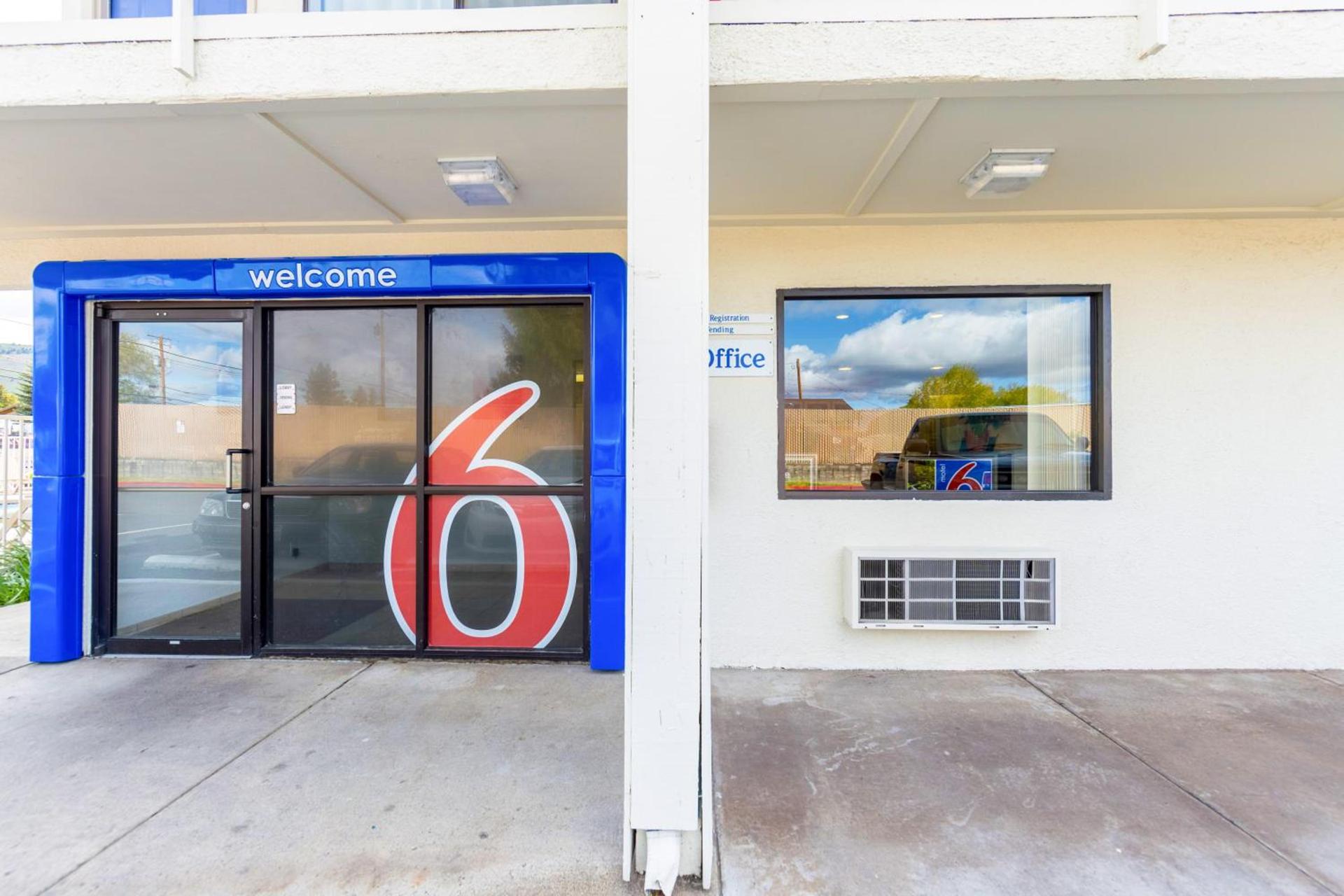 Motel 6-Klamath Falls, OR photo 12