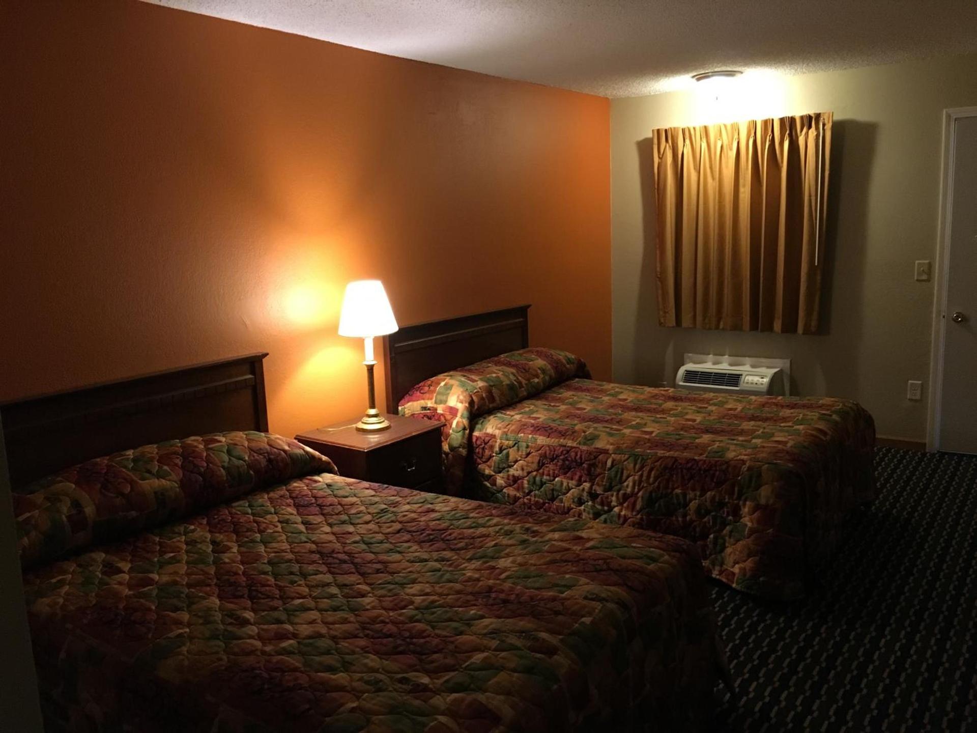 Knights Inn Merrillville photo 36
