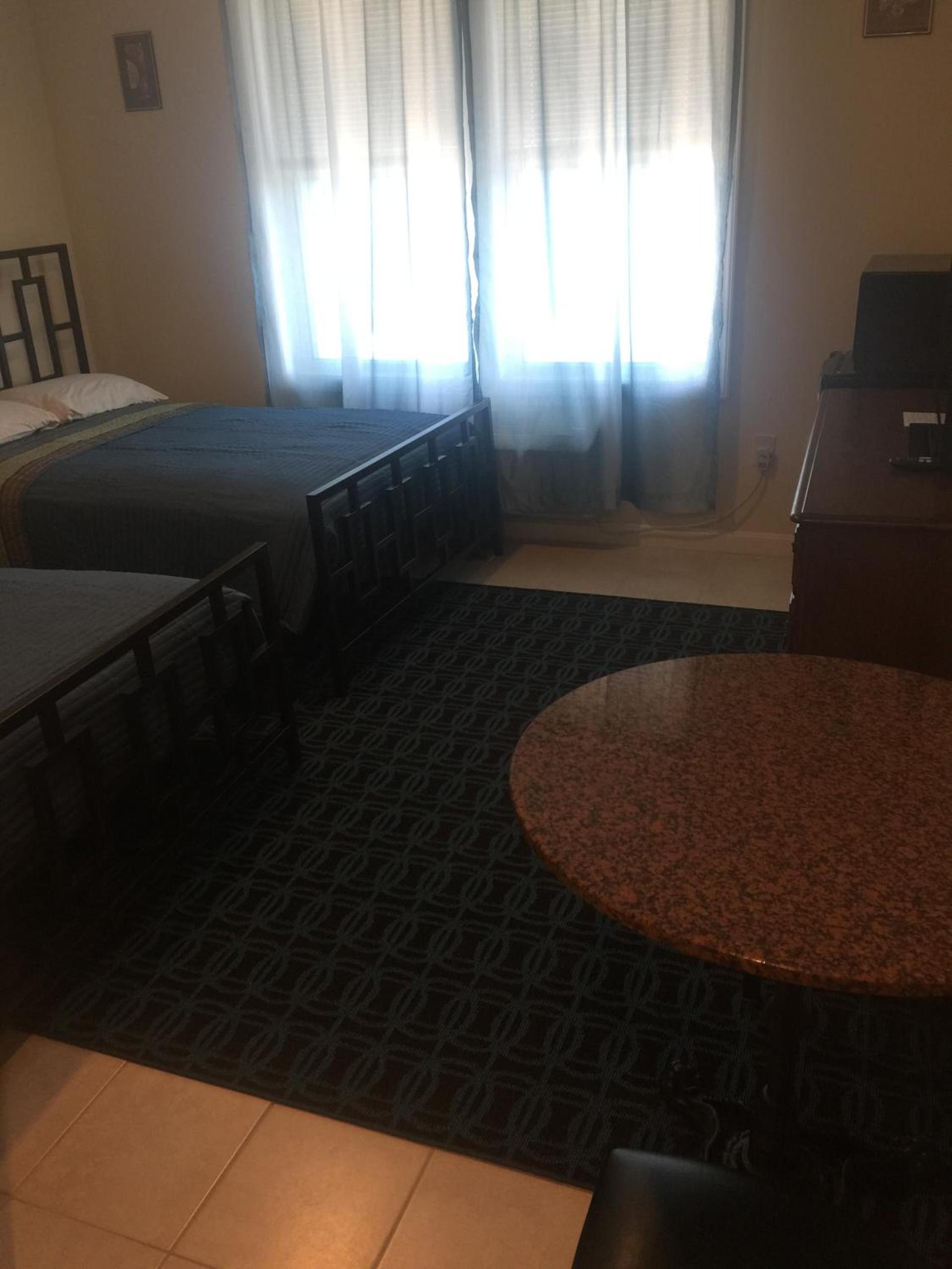 Misquamicut Beach Front Inn photo 43