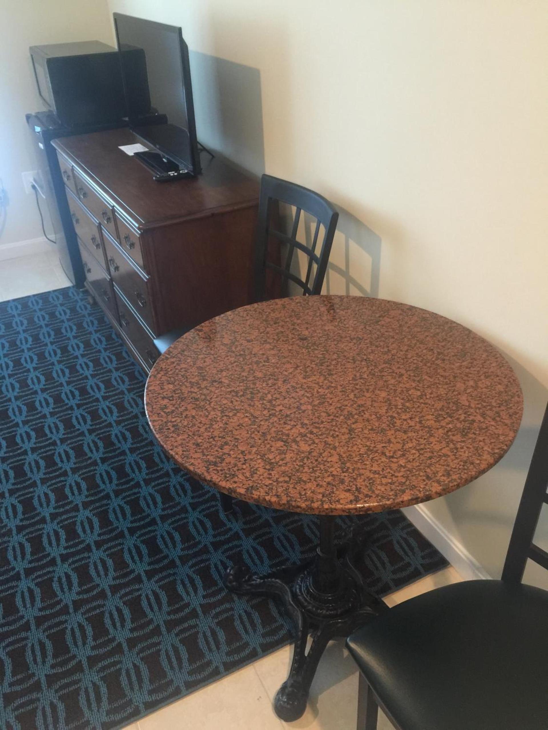 Misquamicut Beach Front Inn photo 39