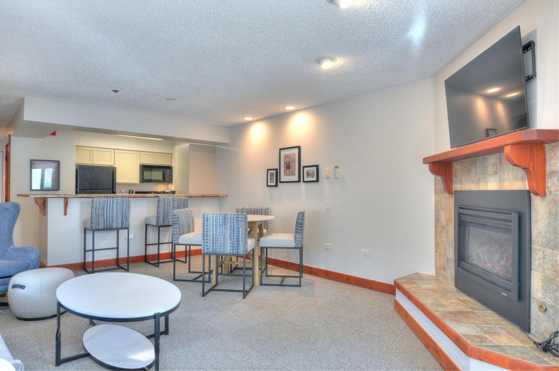 Wedgewood Lodge photo 32