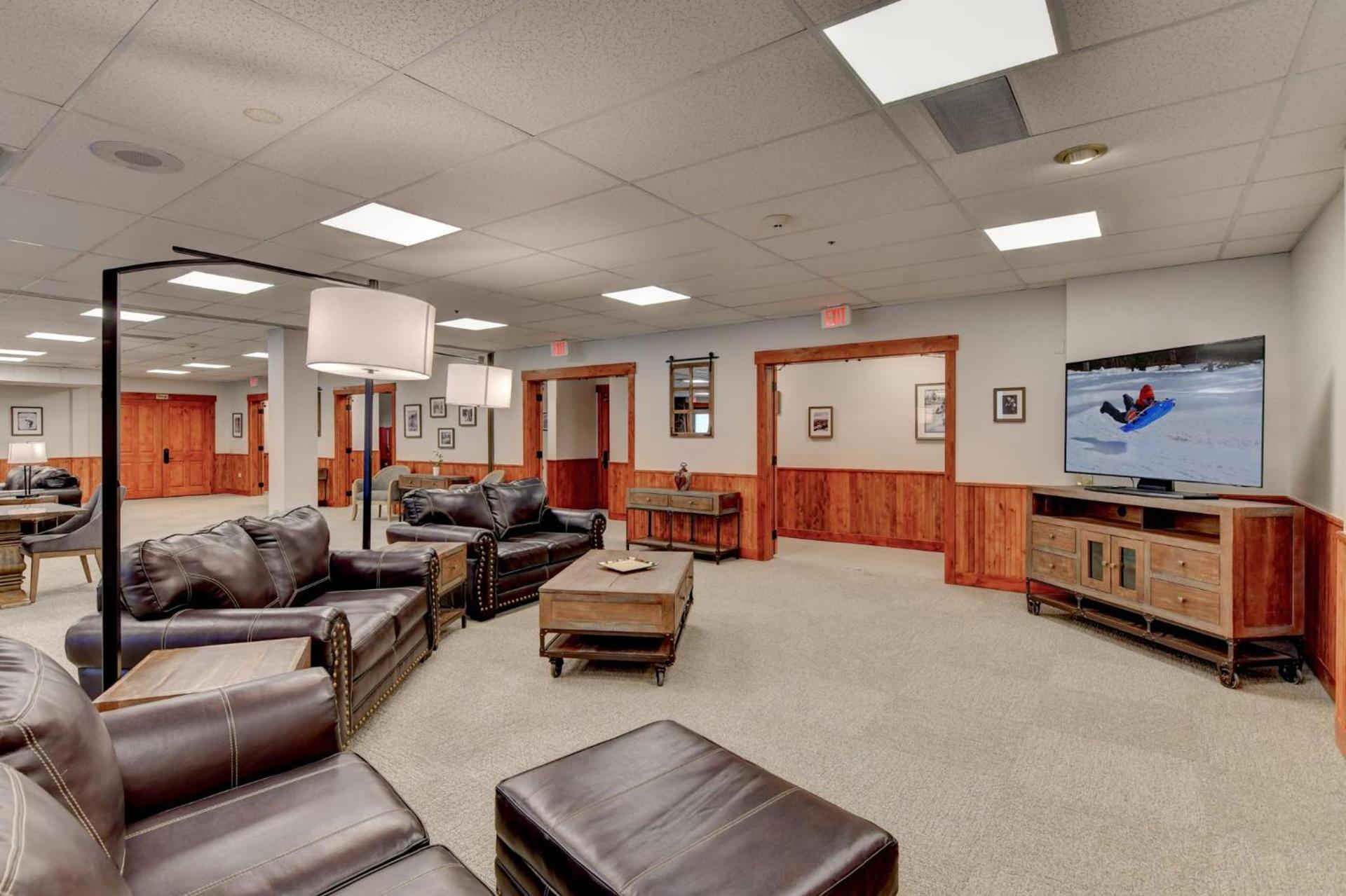 Wedgewood Lodge photo 3