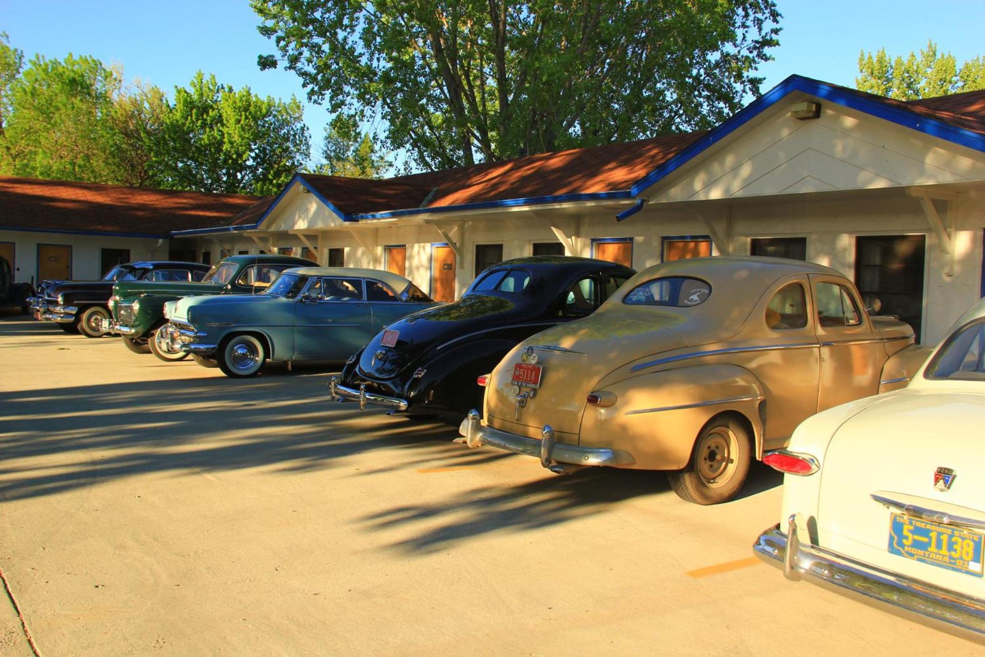Sunrise Motor Inn photo 11