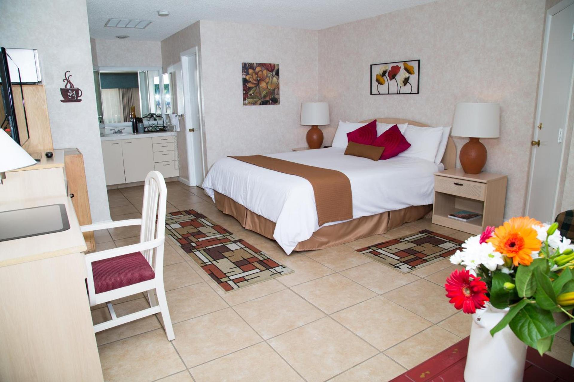 The Inn at Deep Canyon photo 26