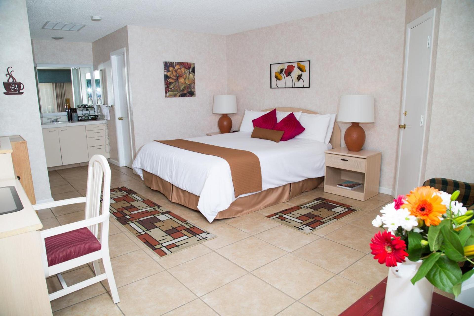 The Inn at Deep Canyon photo 36