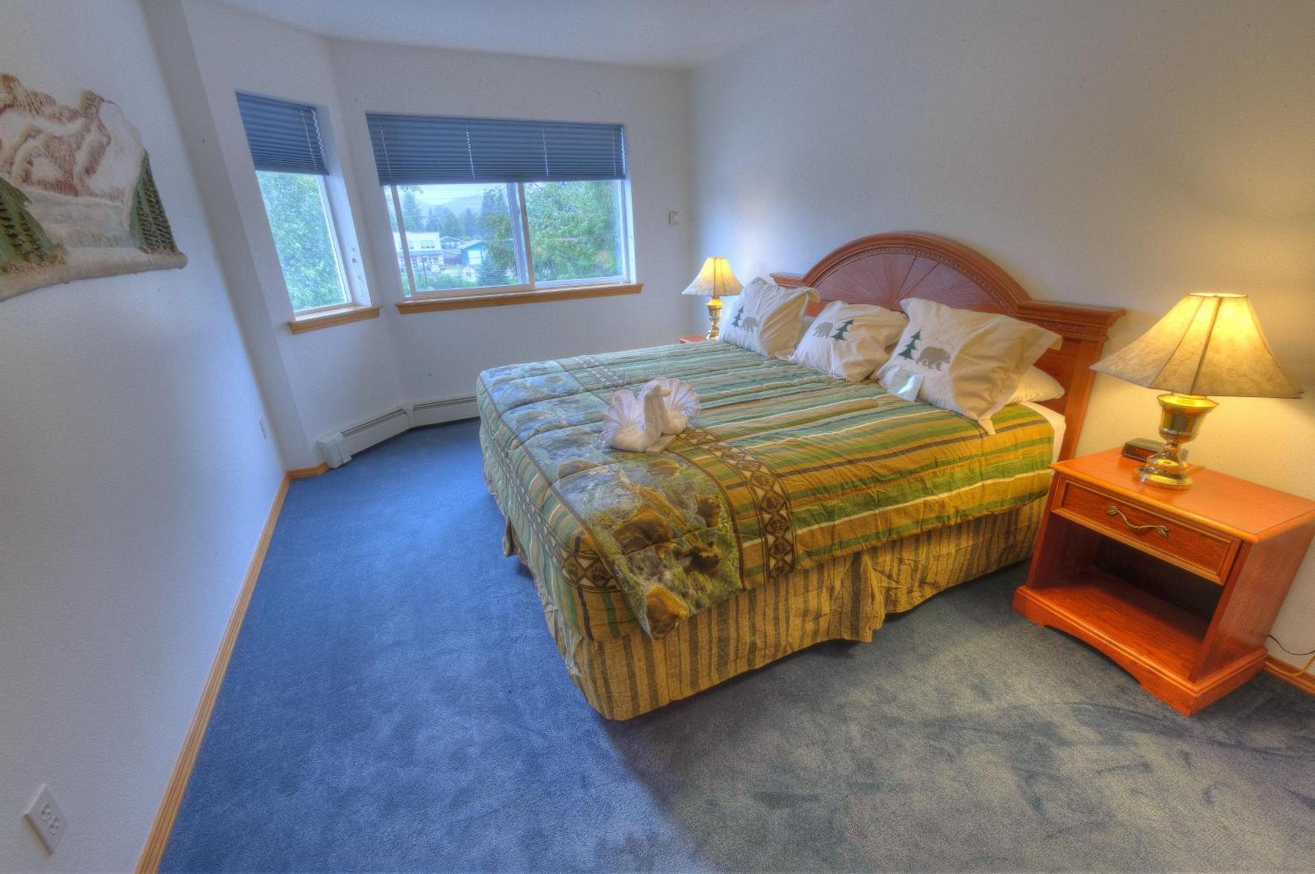 Frontier Suites Hotel in Juneau photo 28