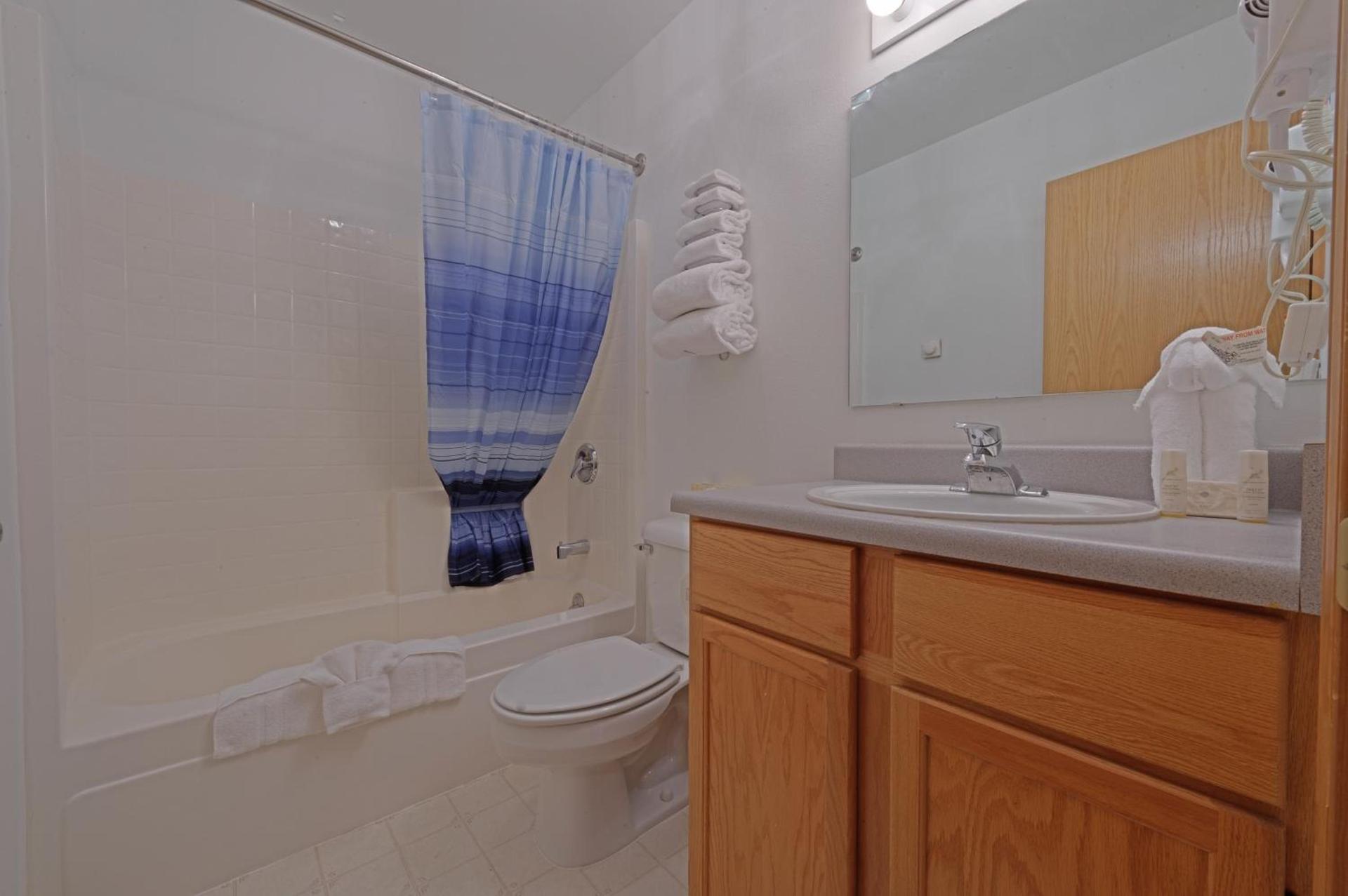 Frontier Suites Hotel in Juneau photo 12