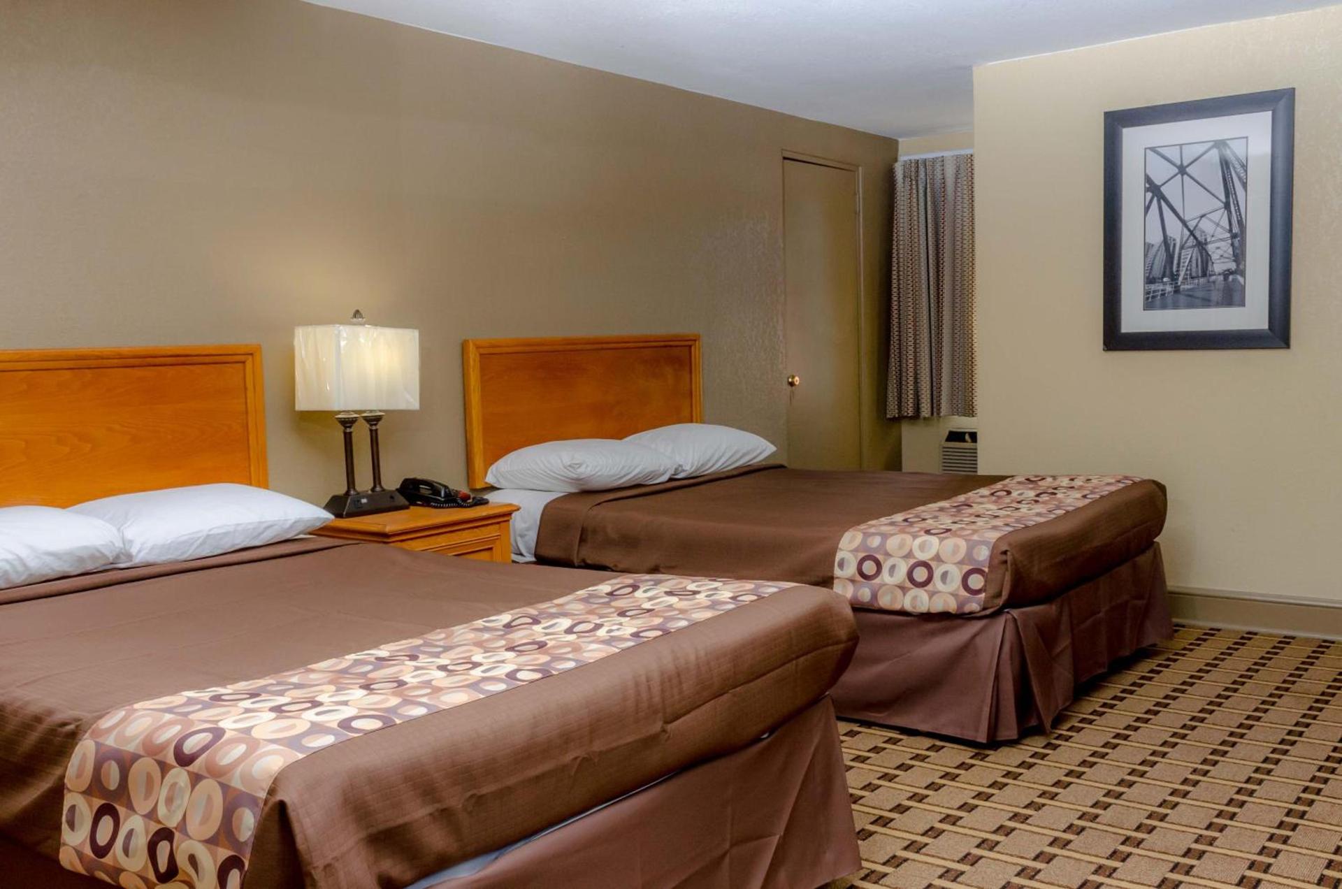 Relax Inn - Bryson City photo 29