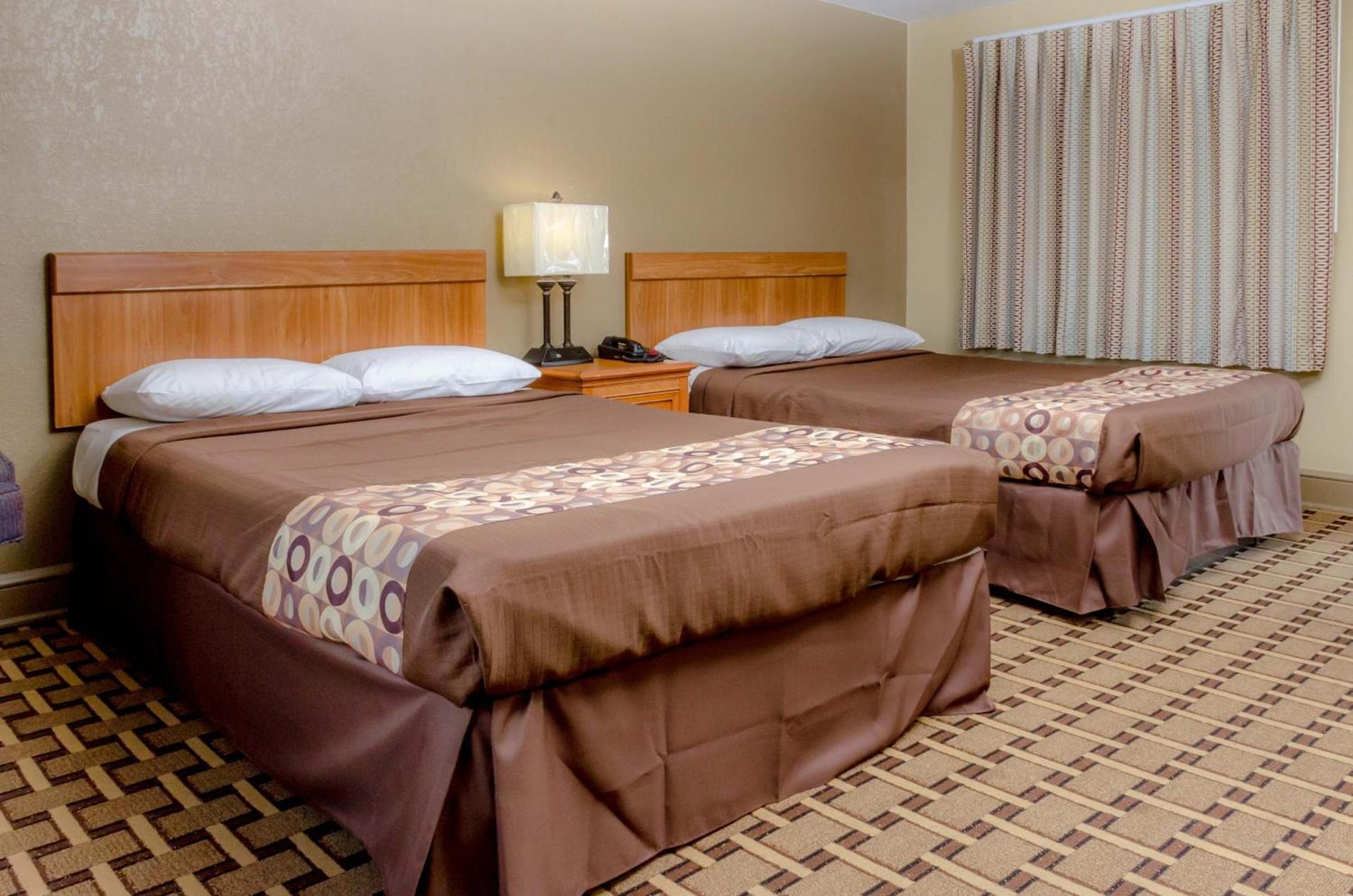 Relax Inn - Bryson City photo 19