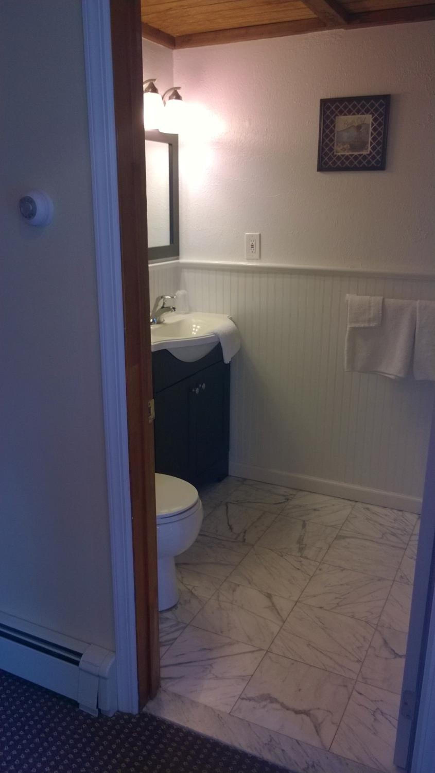 Atlantic Motel photo 33