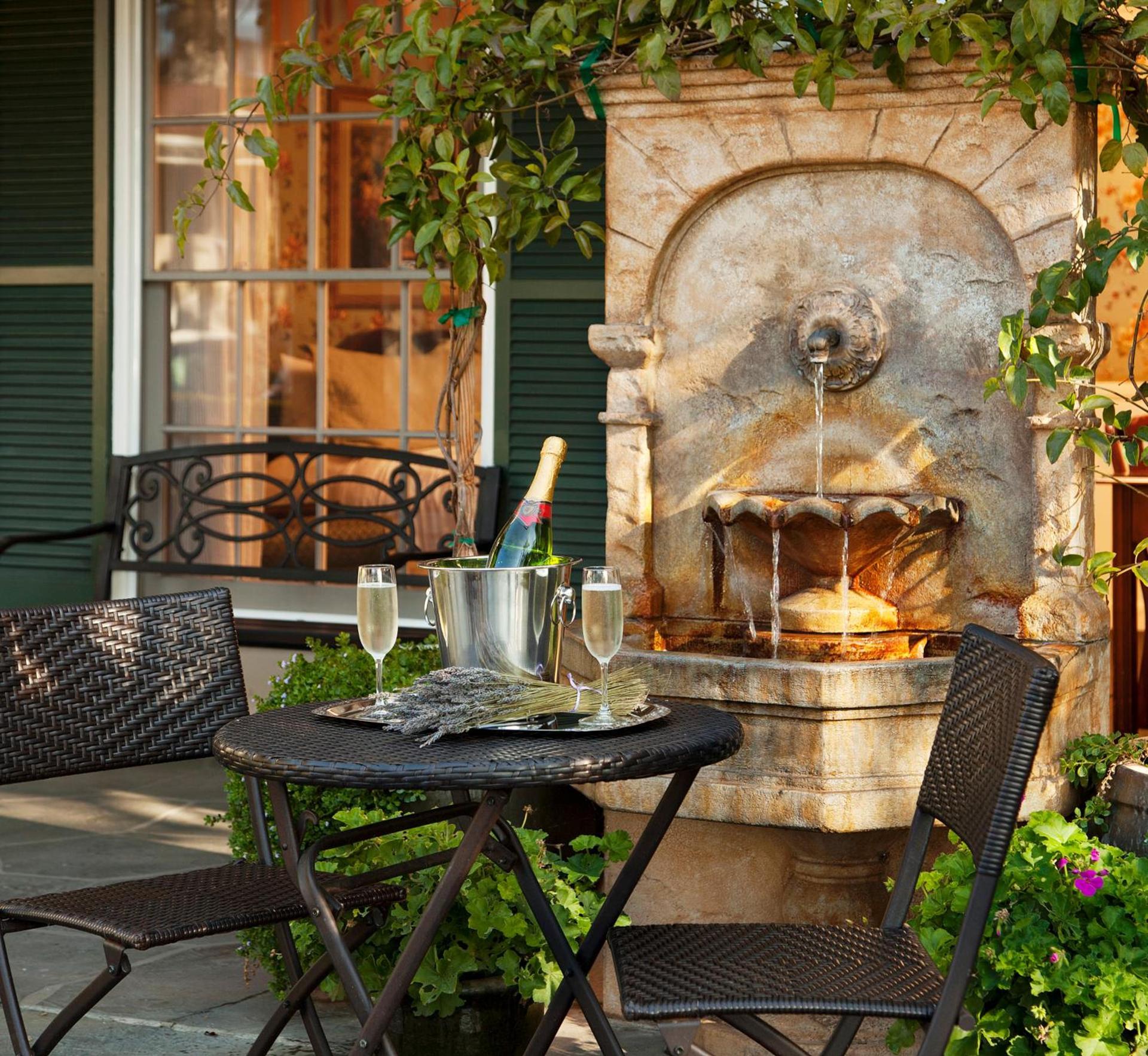 Lavender Inn by the Sea photo 12