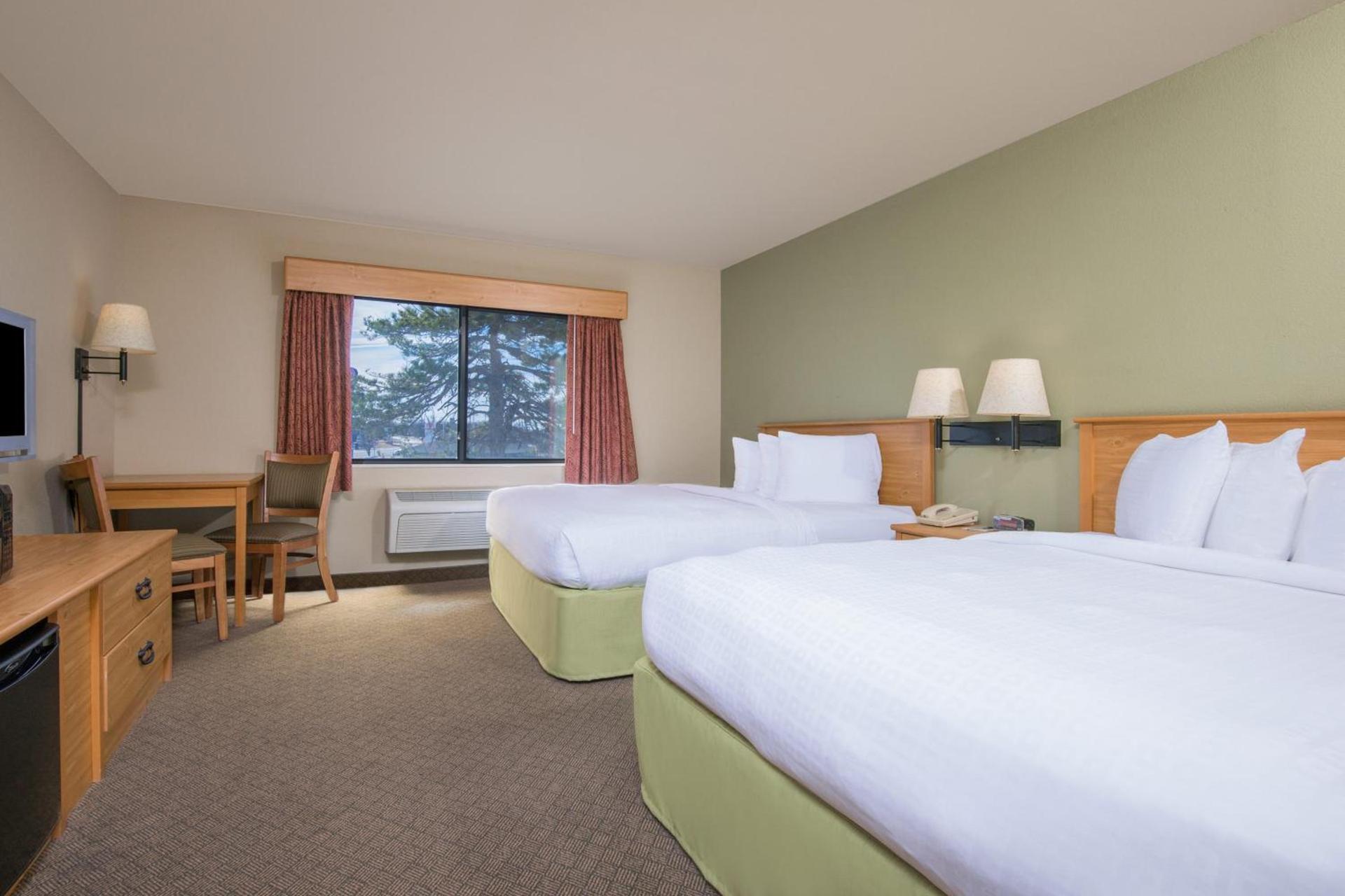 AmericInn by Wyndham Pampa Event Center photo 20
