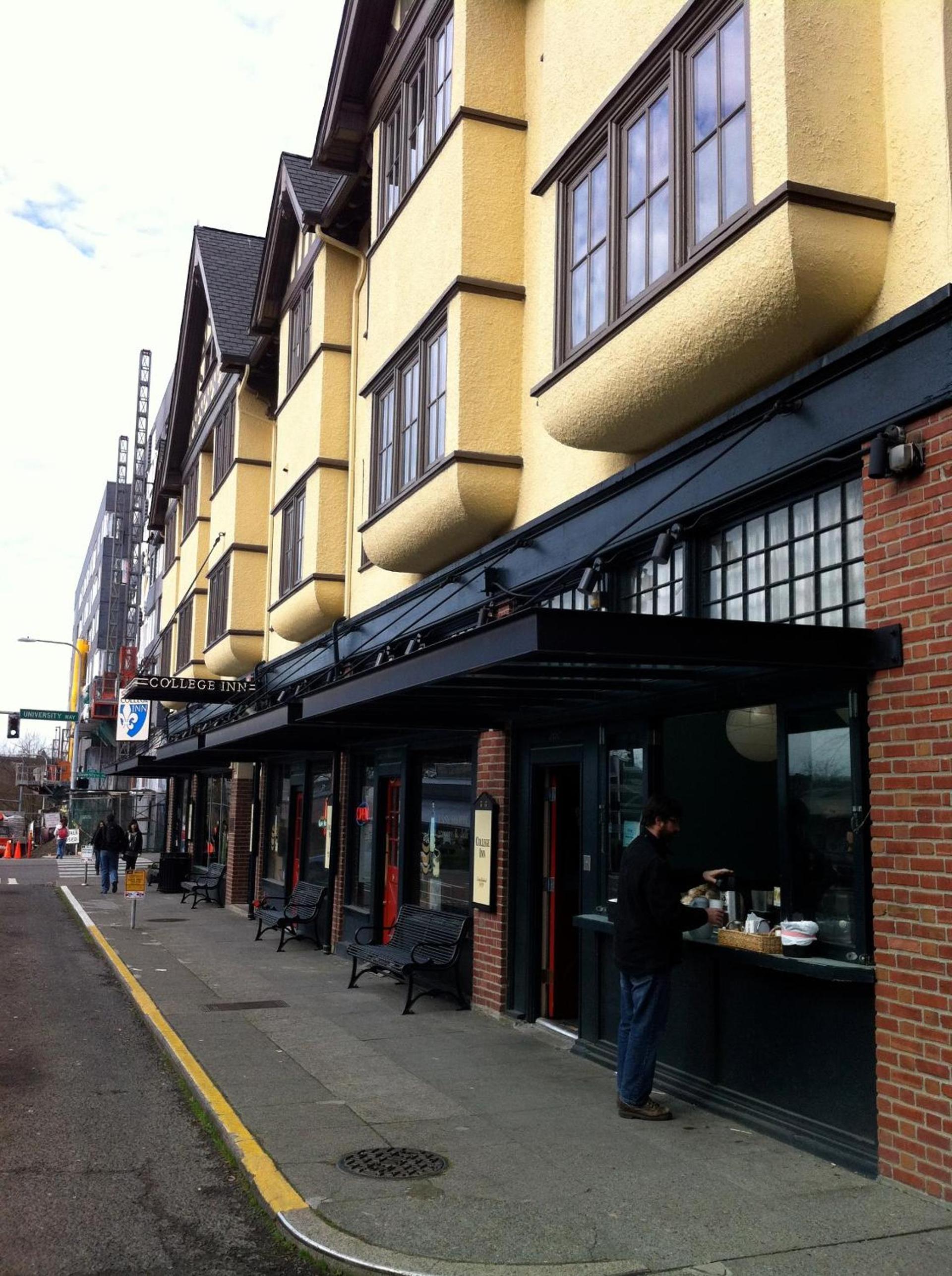 College Inn Hotel photo 17