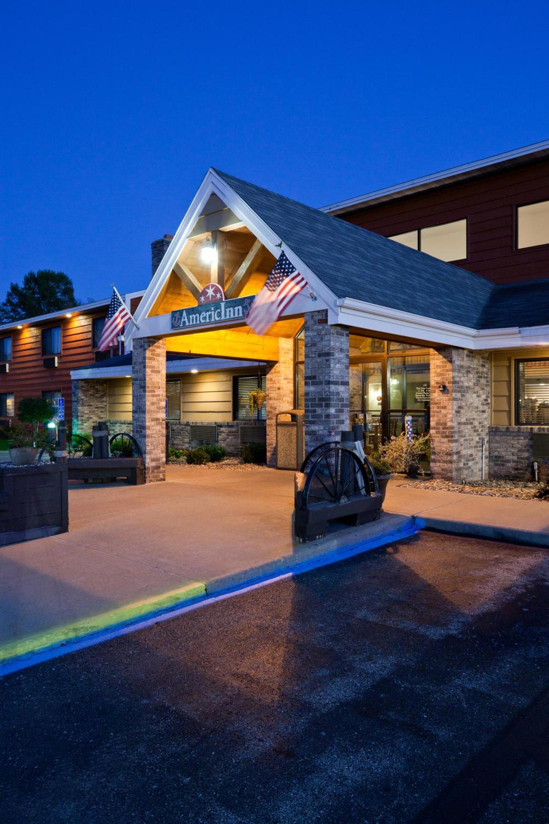 AmericInn by Wyndham Menominee photo 15