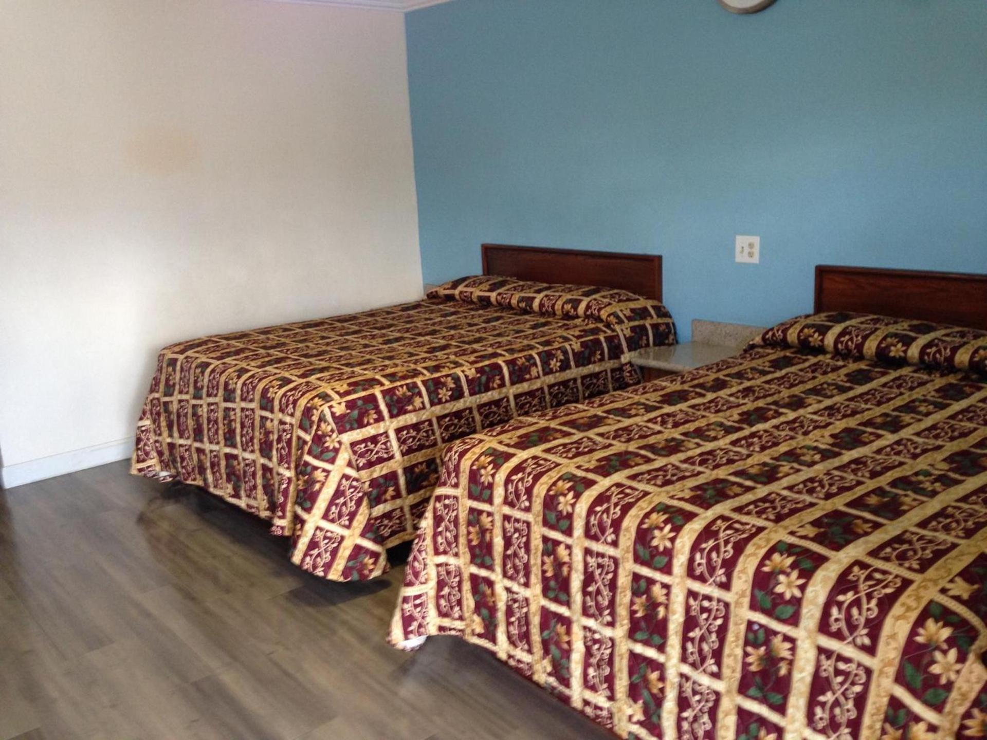 Value Inn photo 11