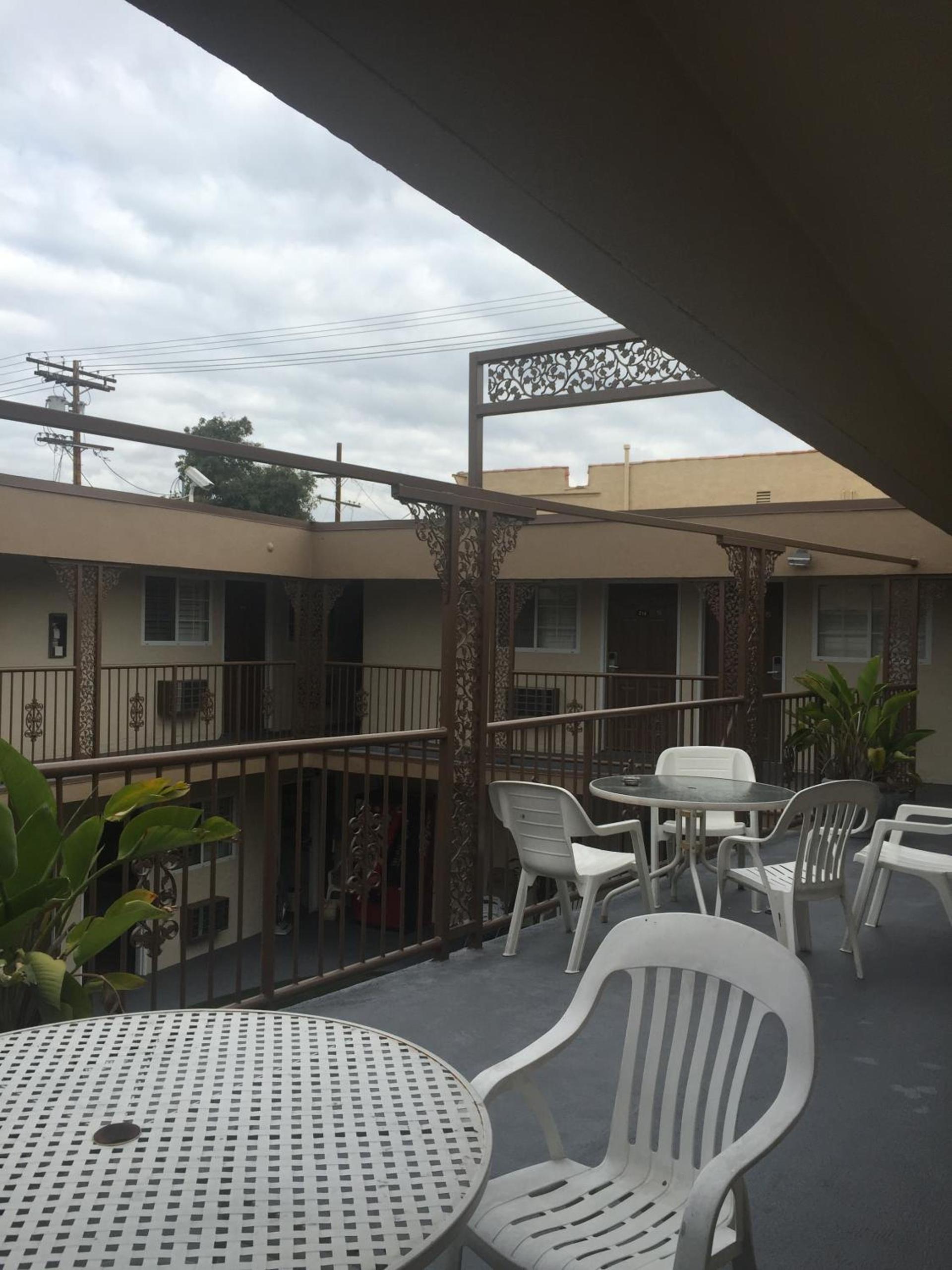 Beverly Inn photo 24