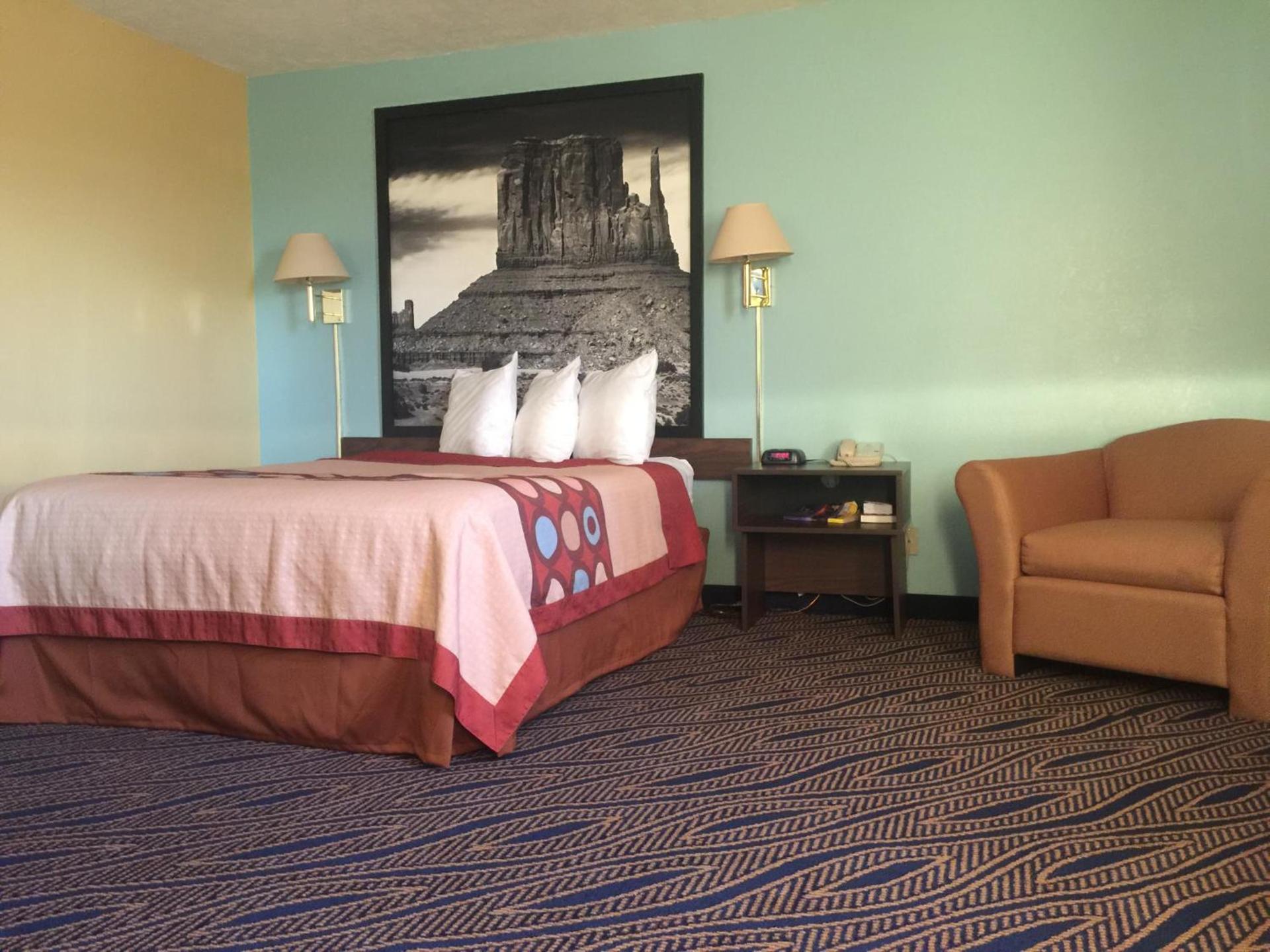 Super 8 by Wyndham Cedar City photo 36