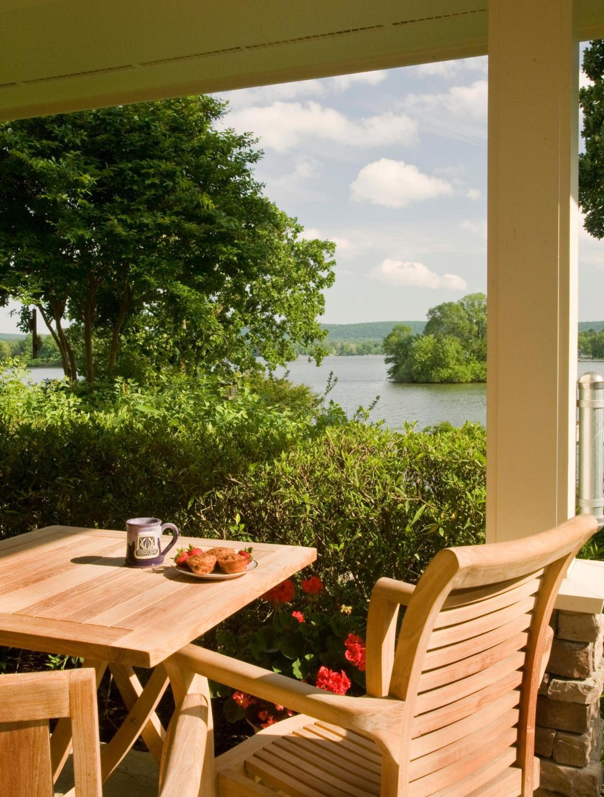 Lookout Point Lakeside Inn photo 46