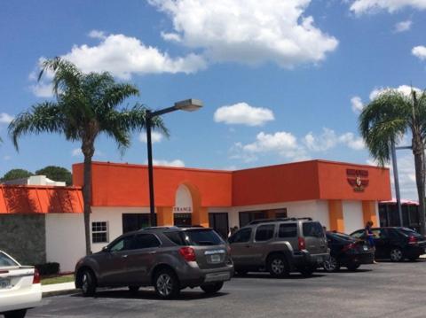 Howard Johnson by Wyndham Winter Haven FL photo 44