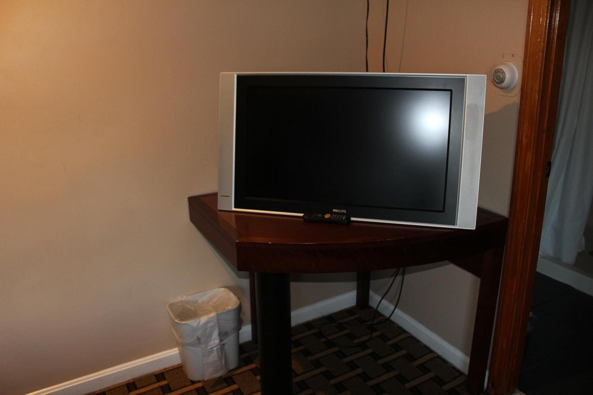 Capri Motel photo 6
