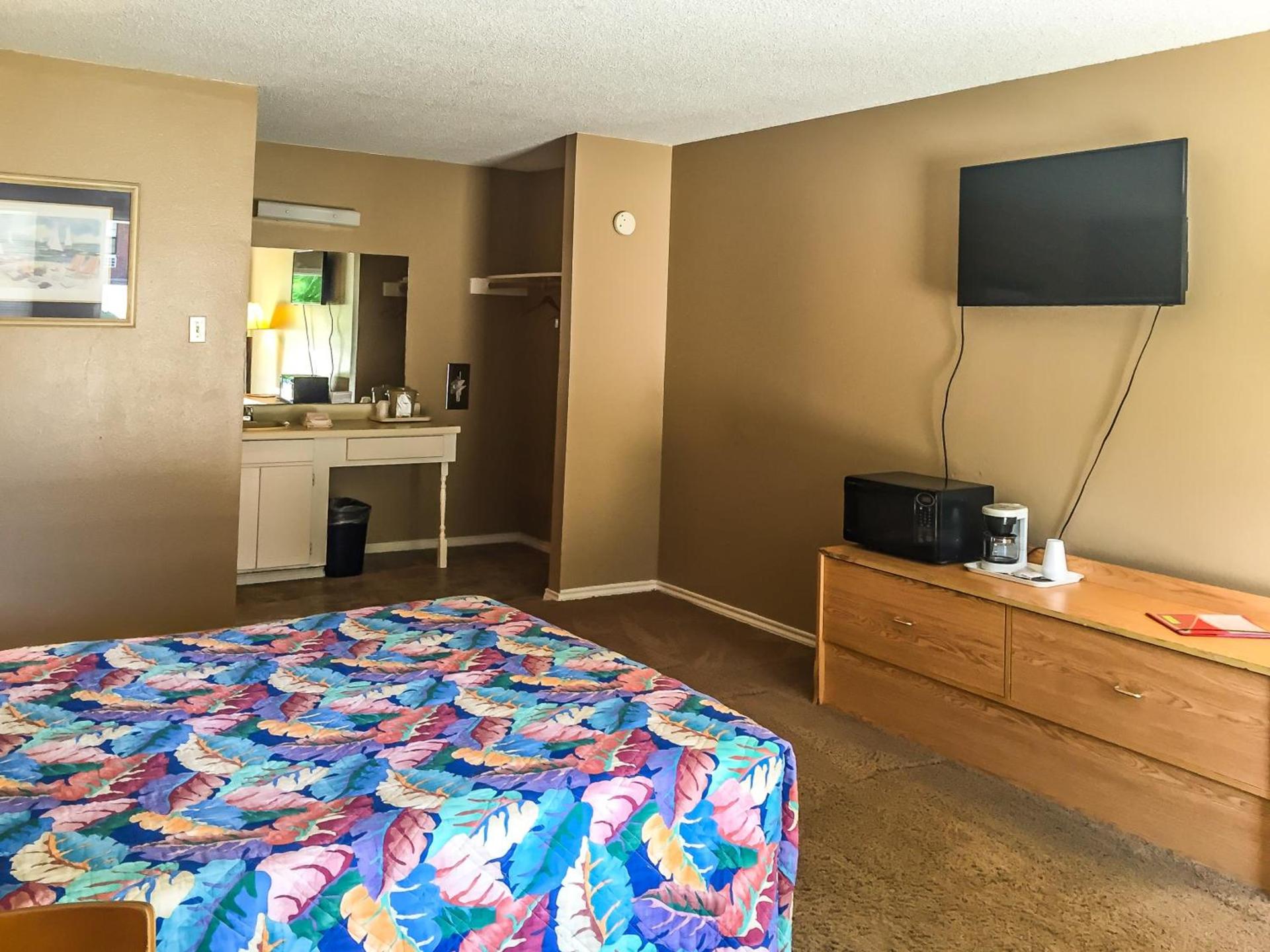 Bent Tree Motel photo 50