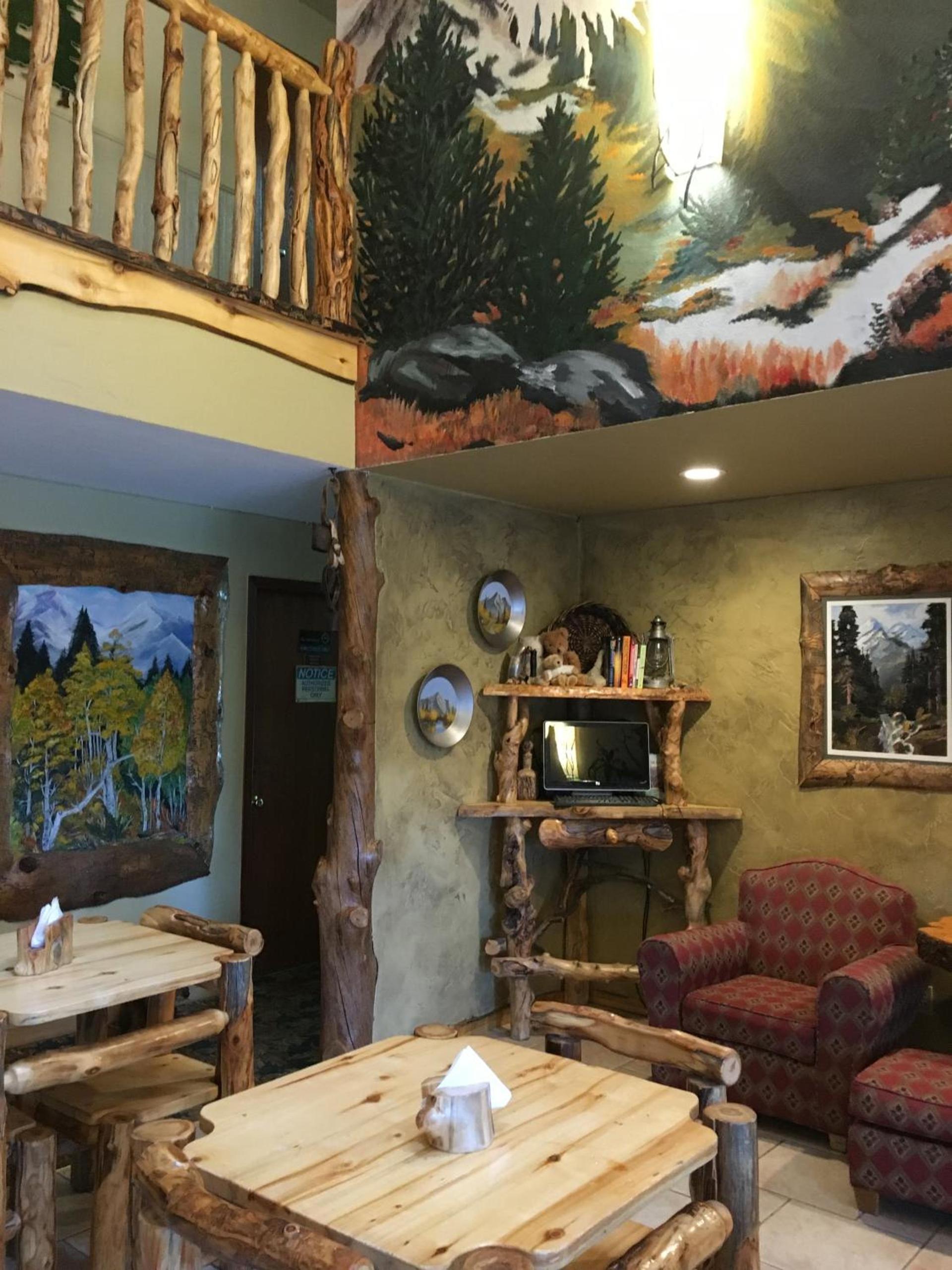 Browns Canyon Inn photo 36
