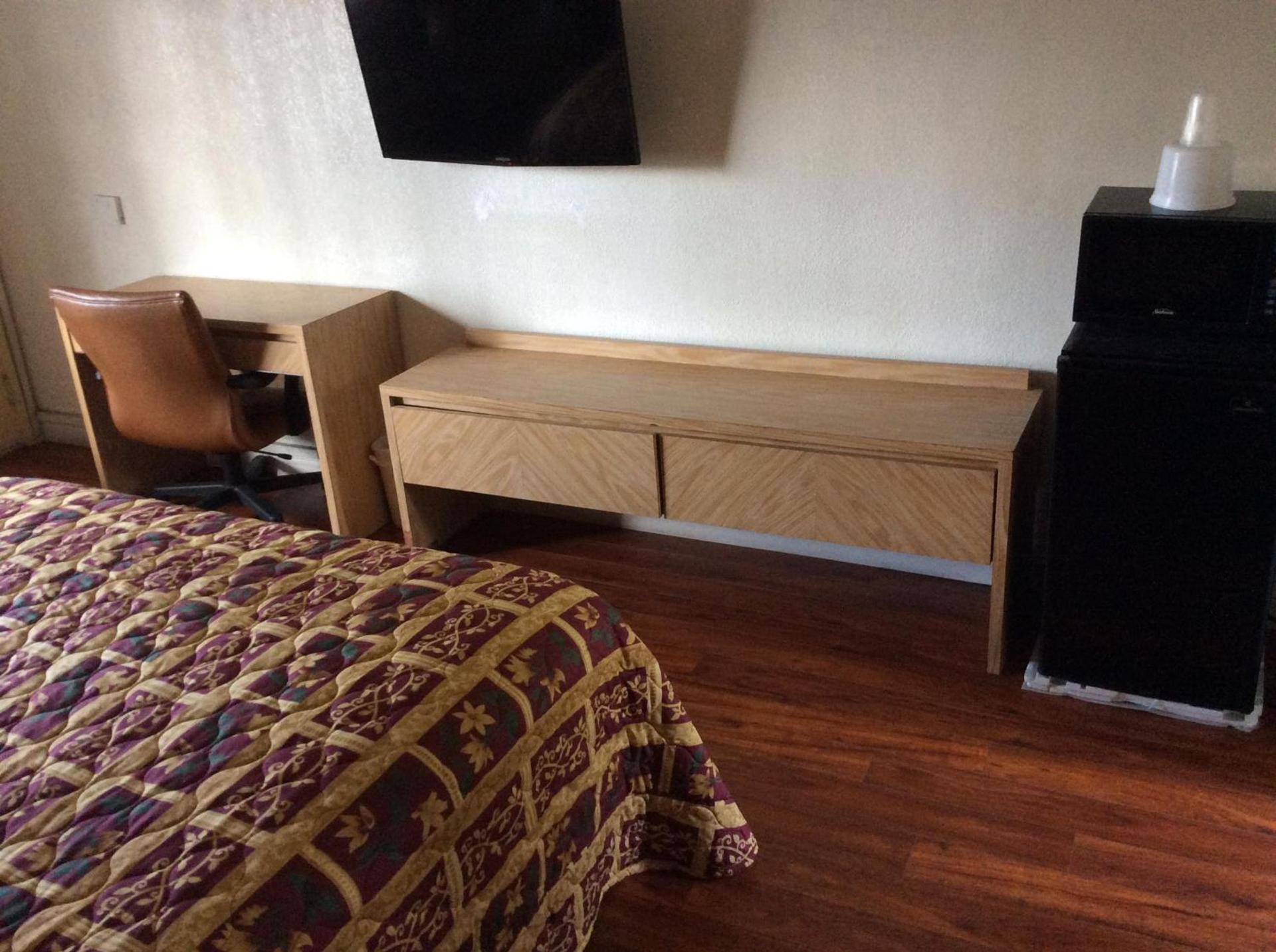 American Inn photo 34