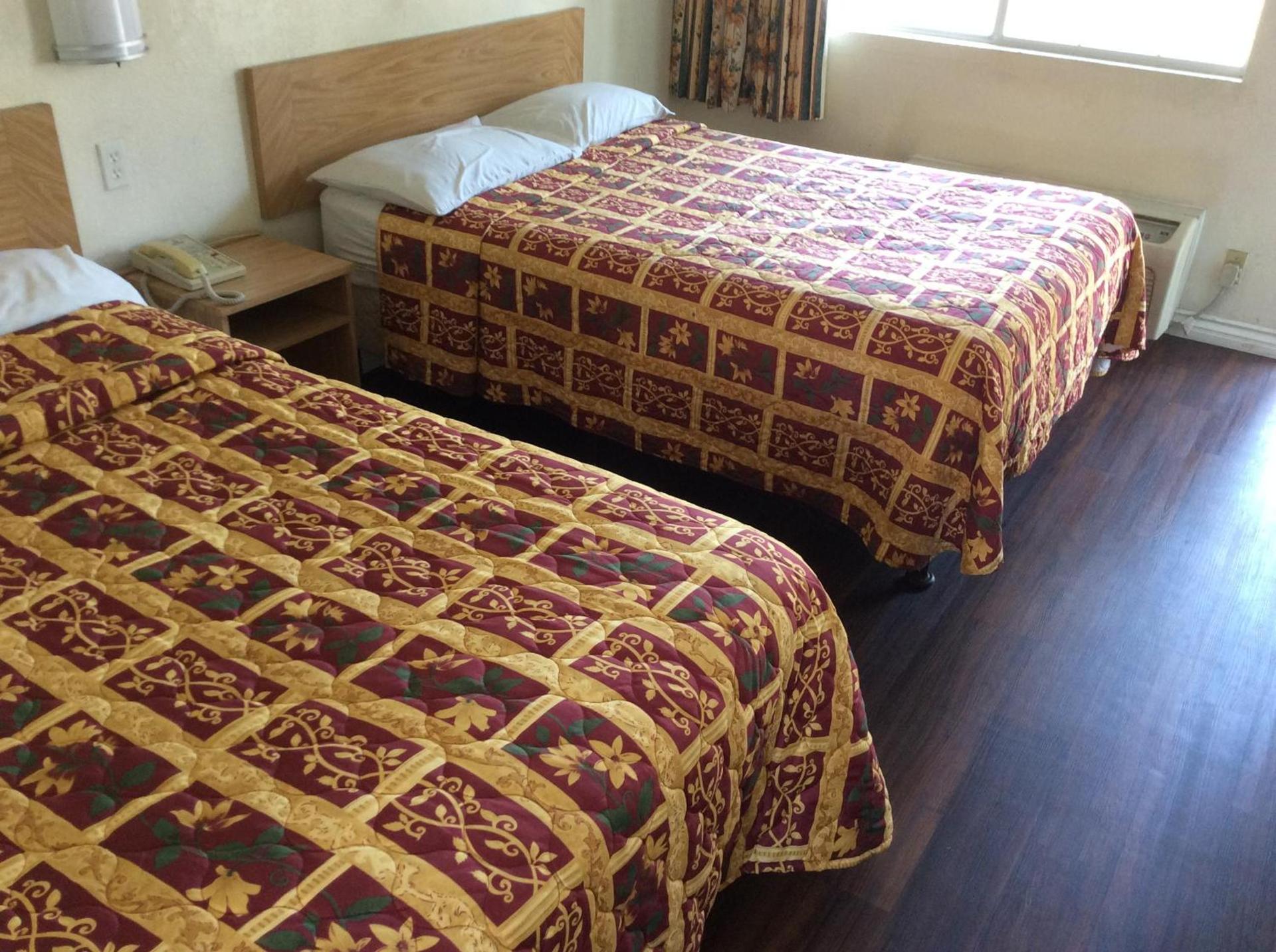 American Inn photo 35