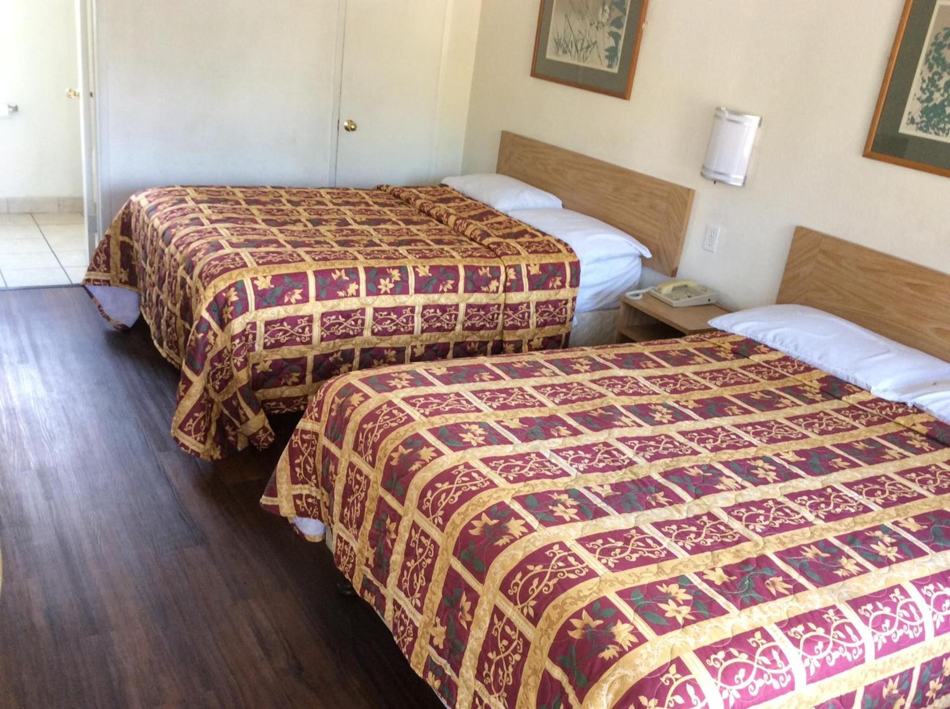 American Inn photo 36