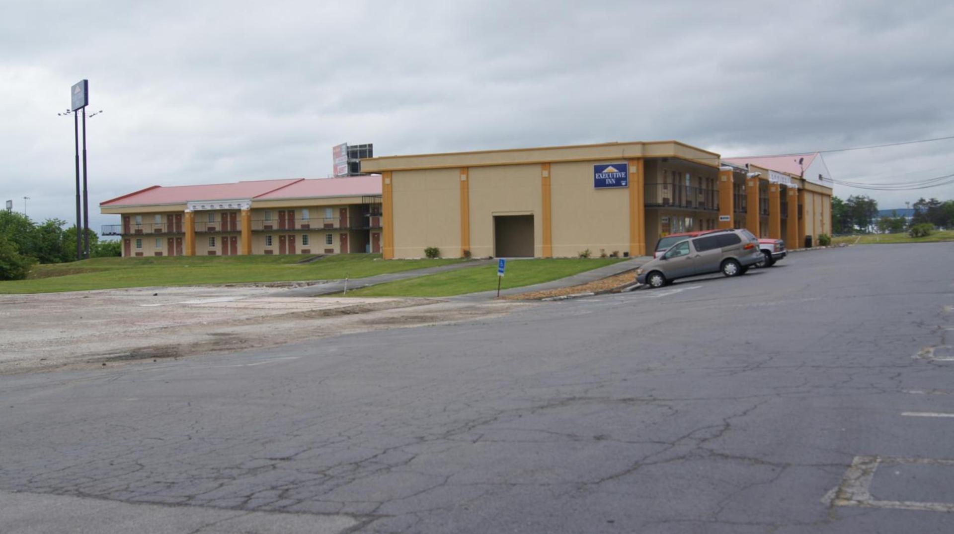 Executive Inn photo 9