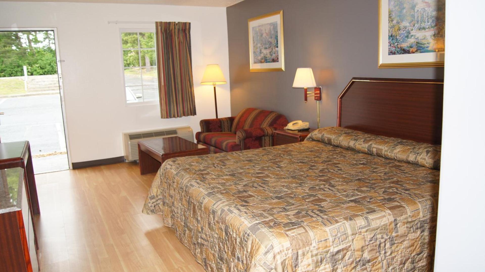 Executive Inn photo 10