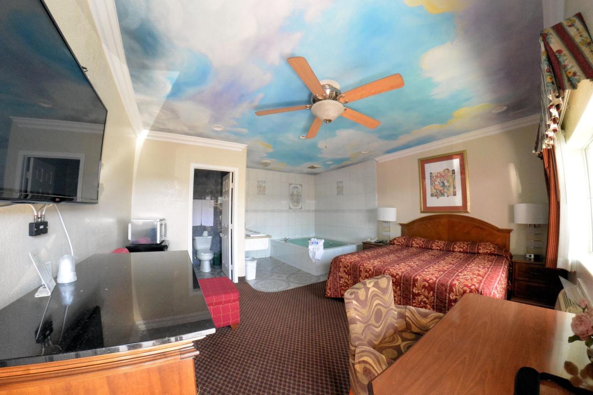 The Palace Inn photo 24