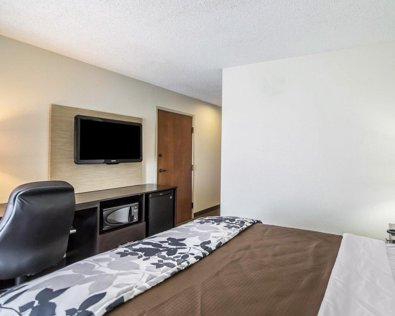 Sleep Inn South Joplin photo 18