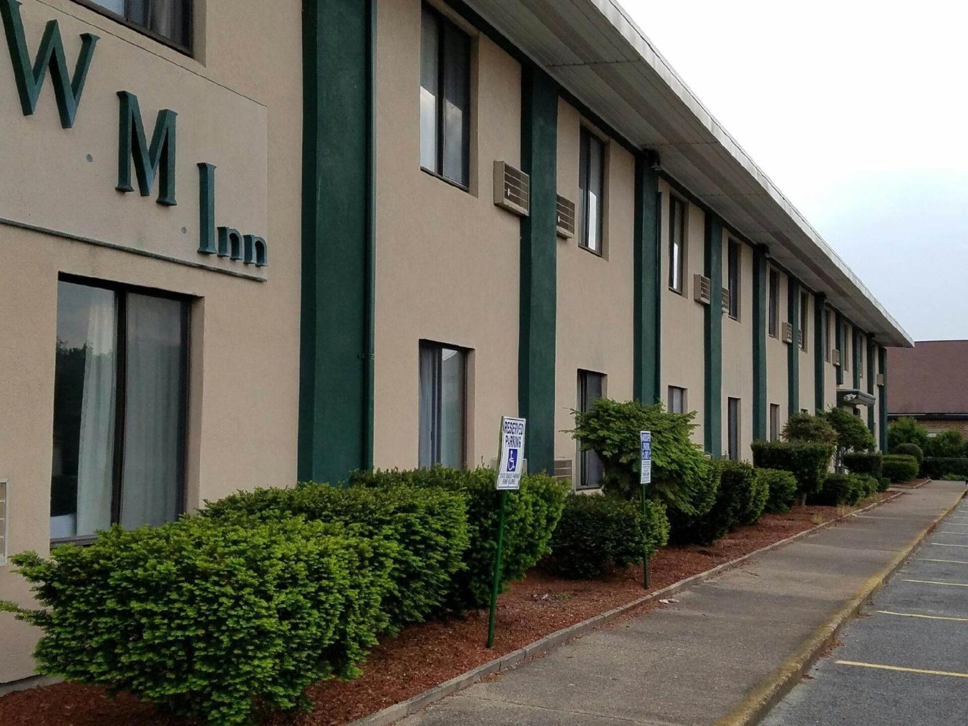 Woonsocket Motor Inn photo 4