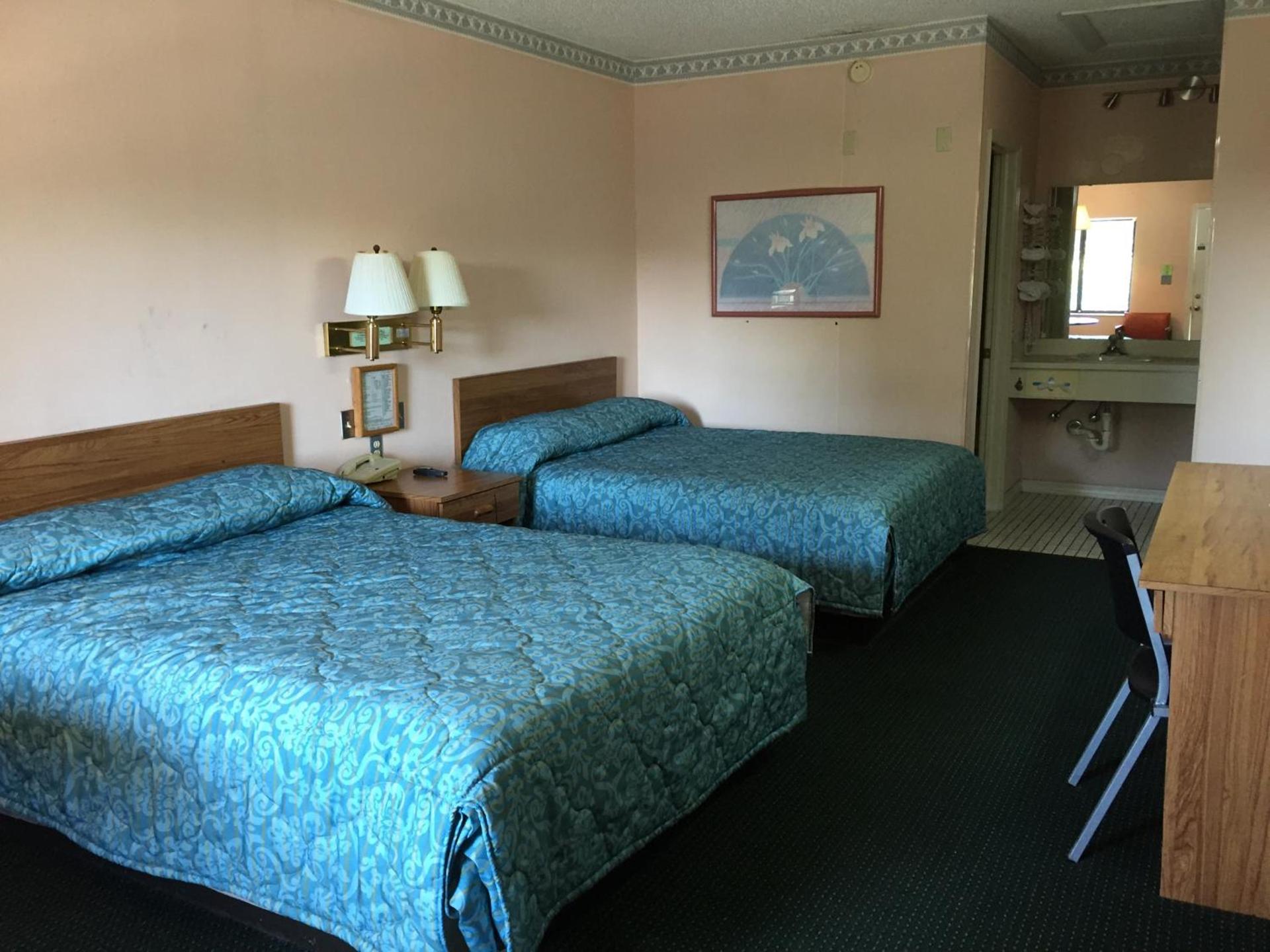 Flamingo Inn photo 17