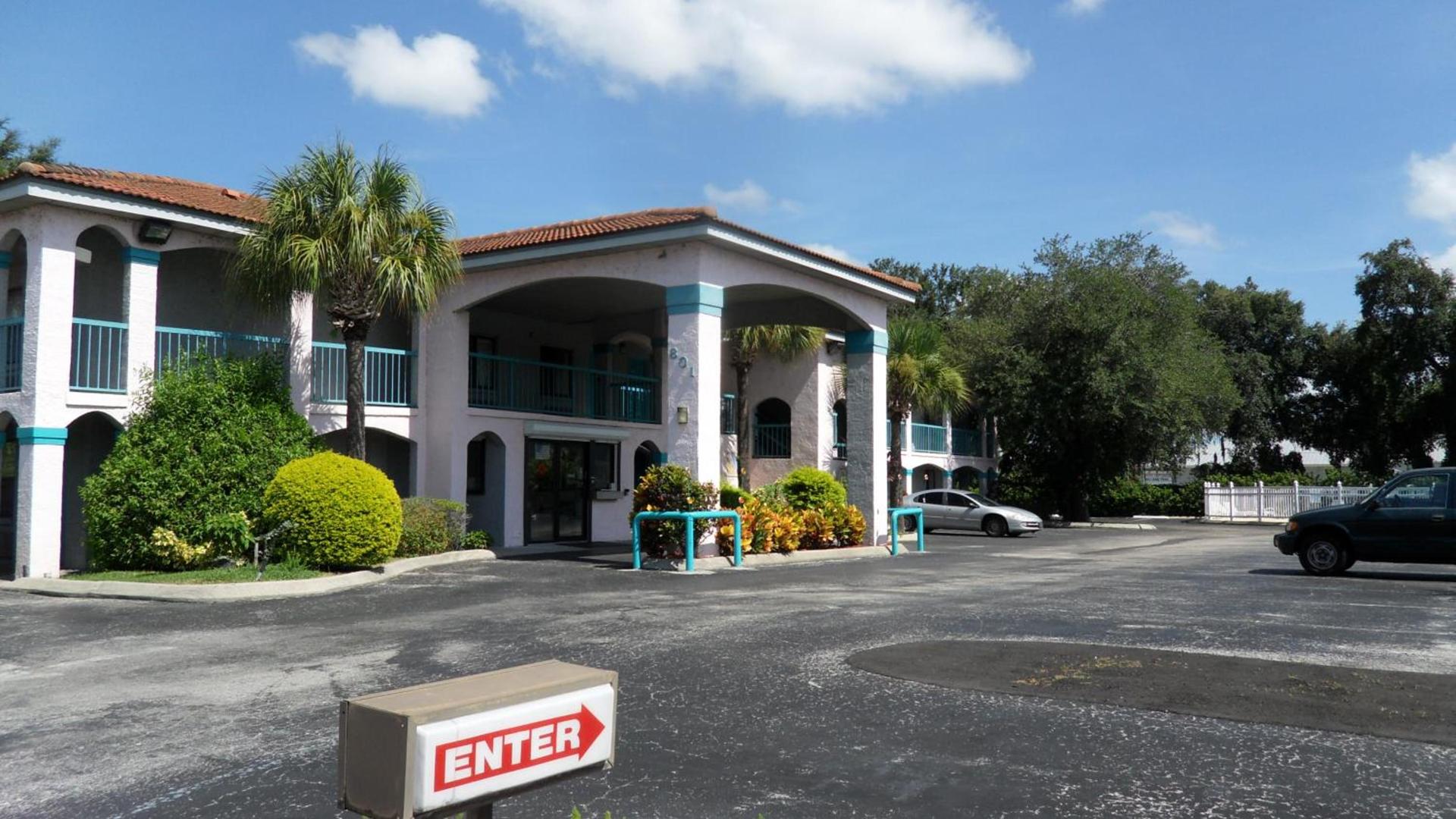 Flamingo Inn photo 21