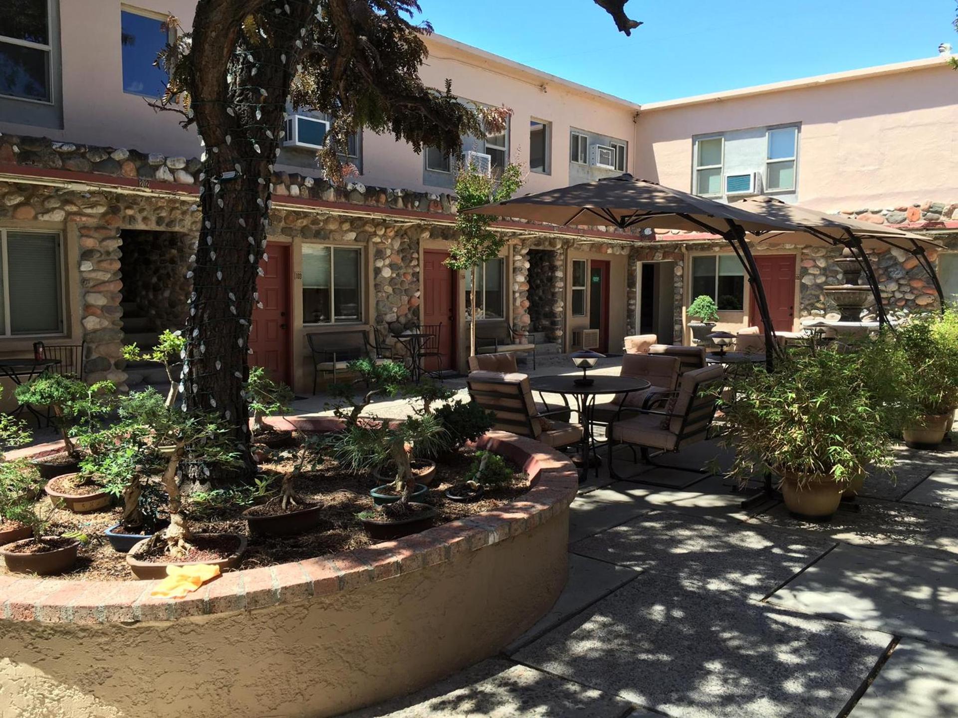 Iron Horse Inn photo 24