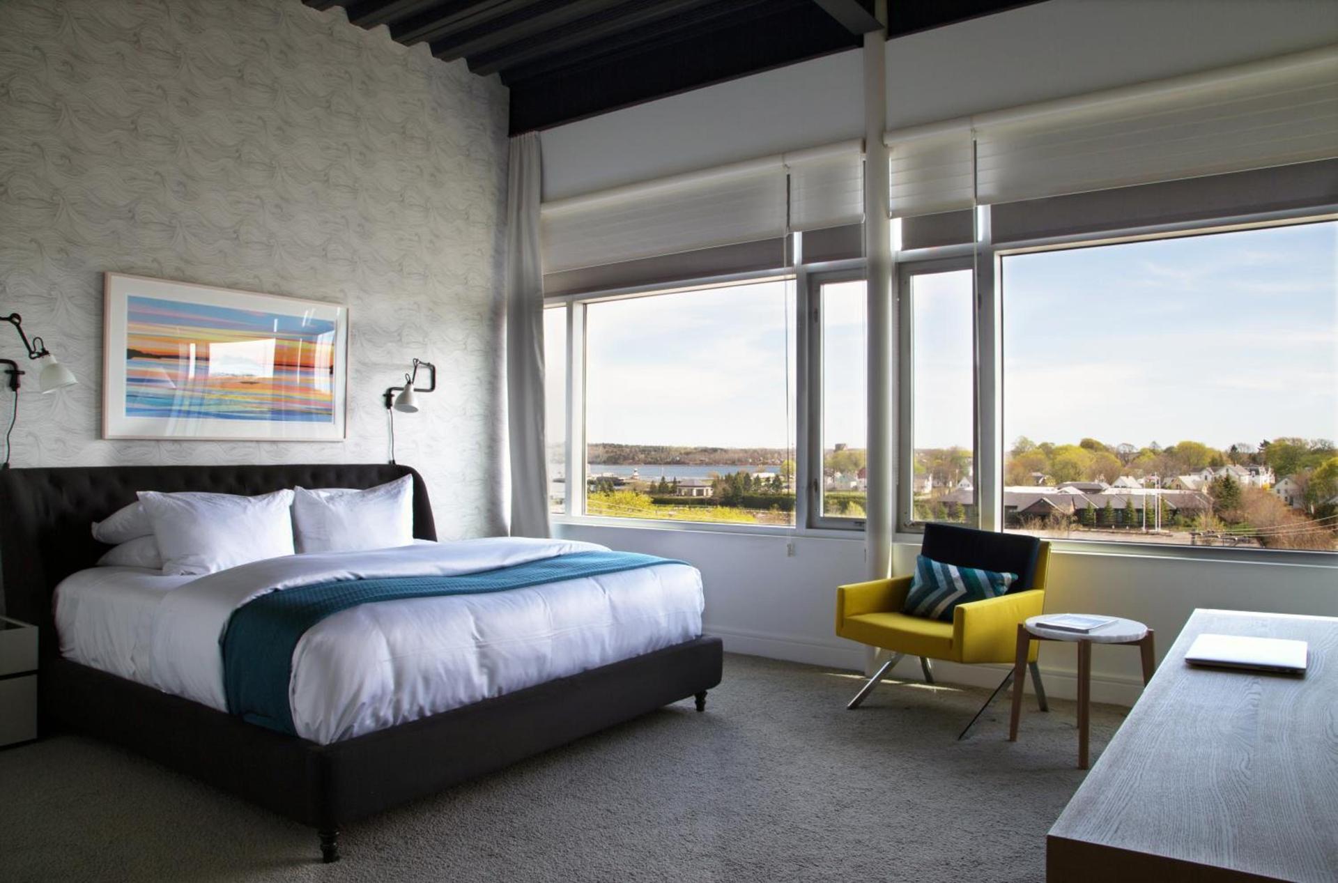 250 Main Hotel photo 32