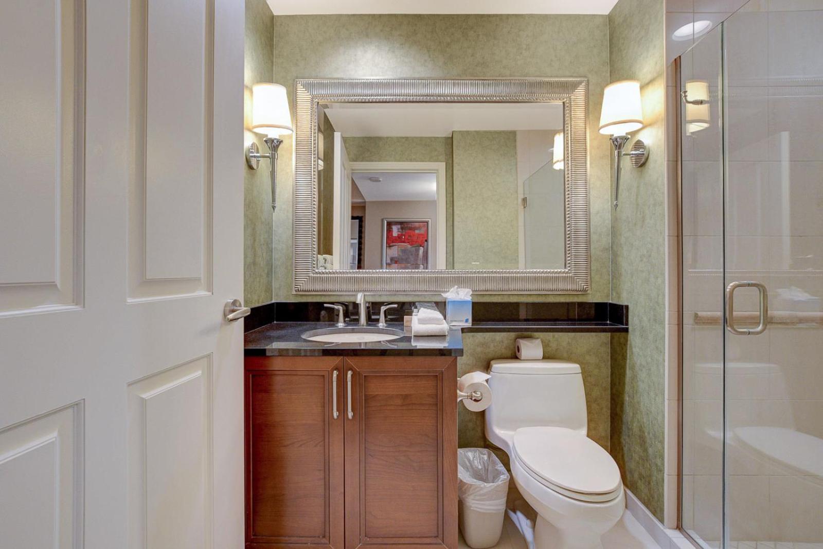 Lumiere Suite at MGM Signature Tower 1 with Balcony 5 MIN WALK FROM F1 GRANDSTAND photo 35