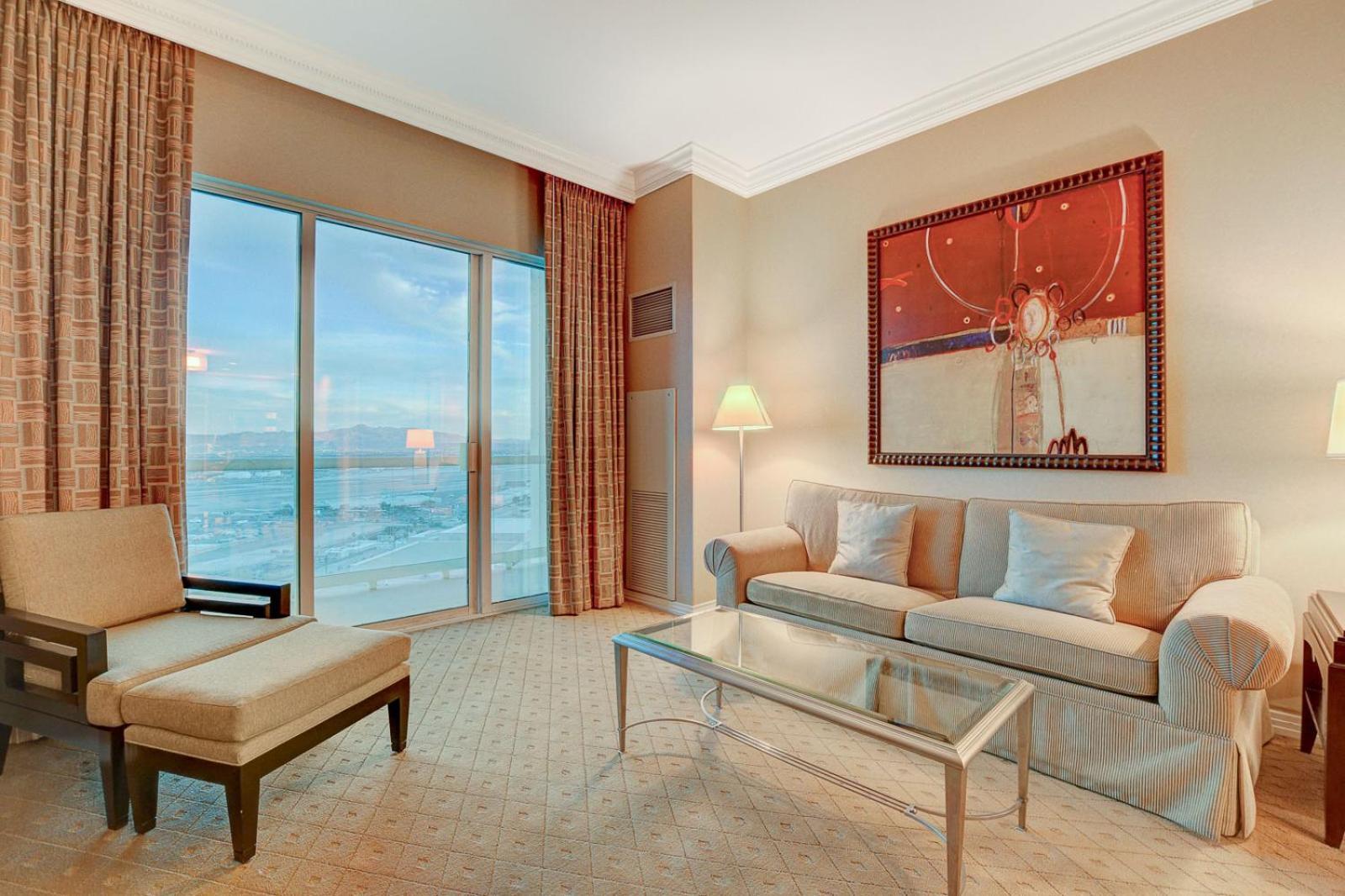 Lumiere Suite at MGM Signature Tower 1 with Balcony 5 MIN WALK FROM F1 GRANDSTAND photo 28