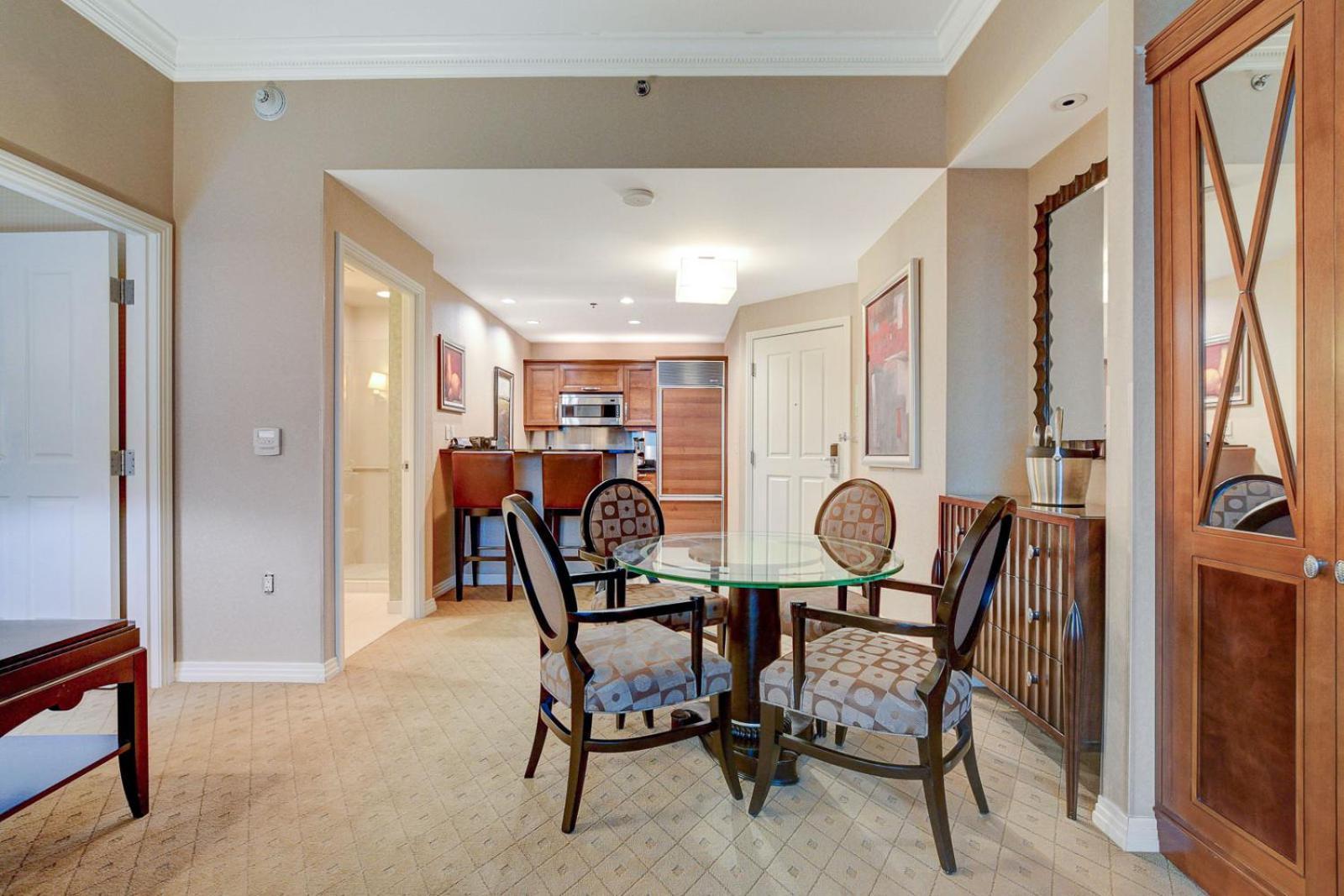 Lumiere Suite at MGM Signature Tower 1 with Balcony 5 MIN WALK FROM F1 GRANDSTAND photo 59