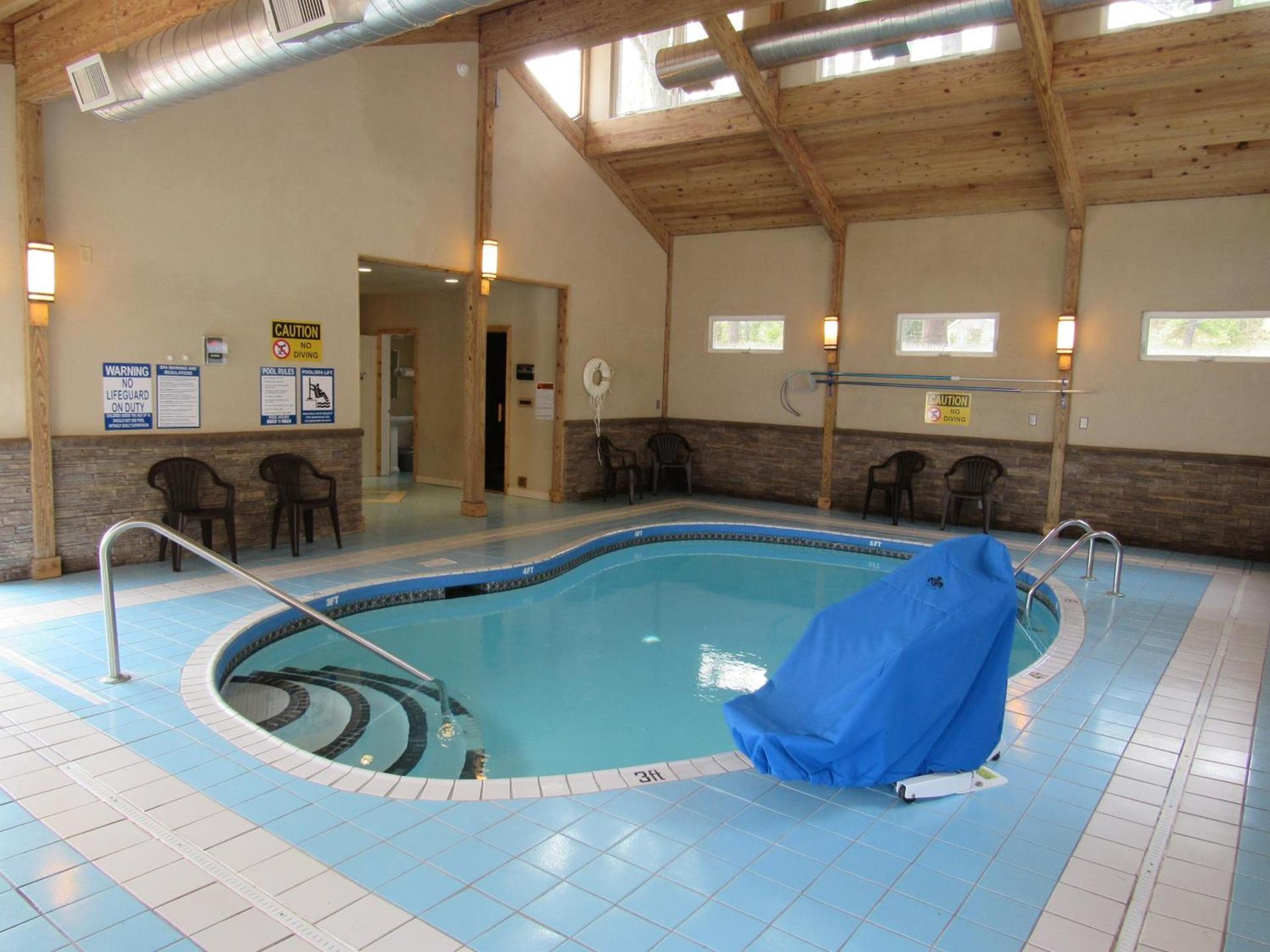 Lake 'N Pines Motel photo 5