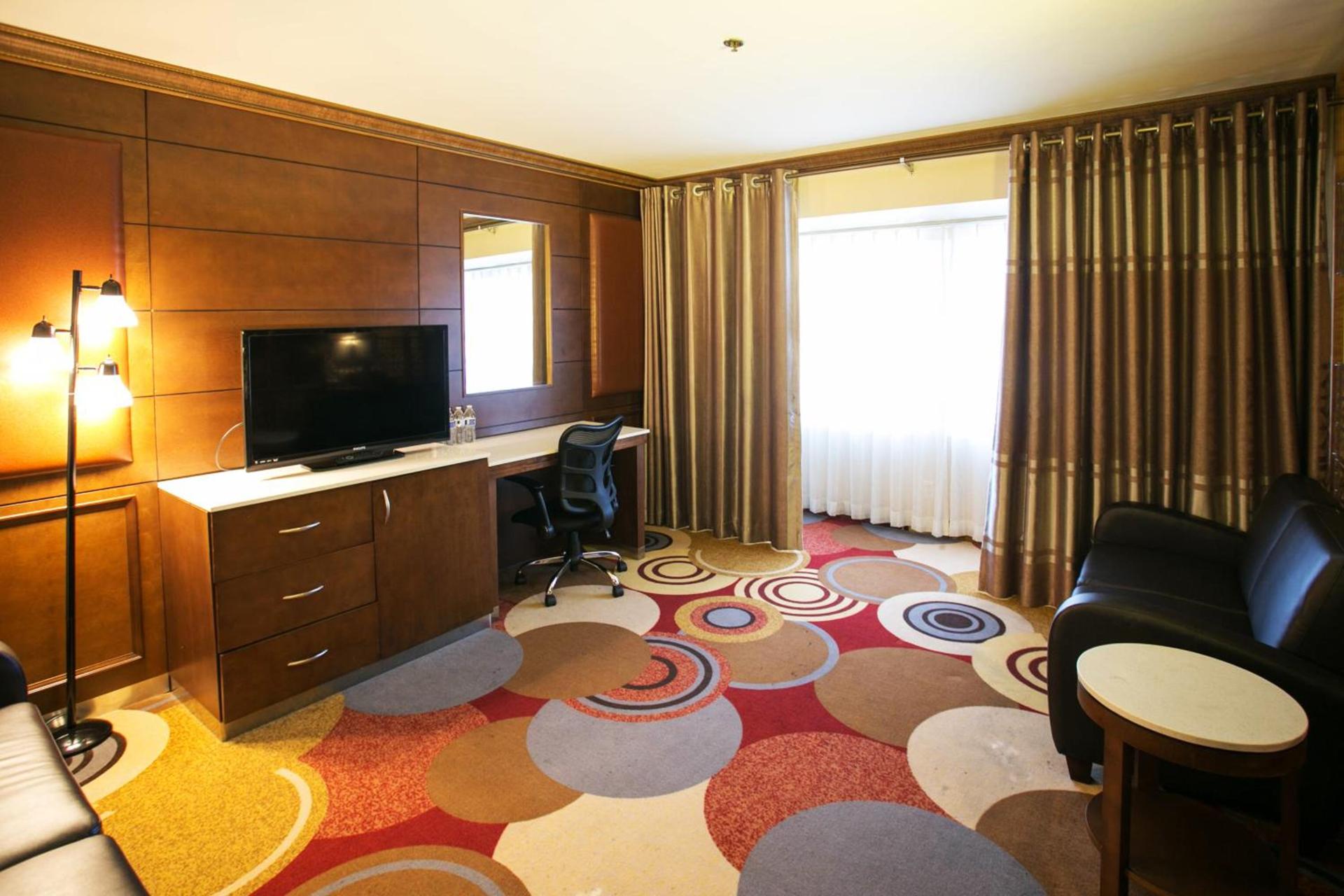 LA Crystal Hotel -Los Angeles-Long Beach Area photo 71